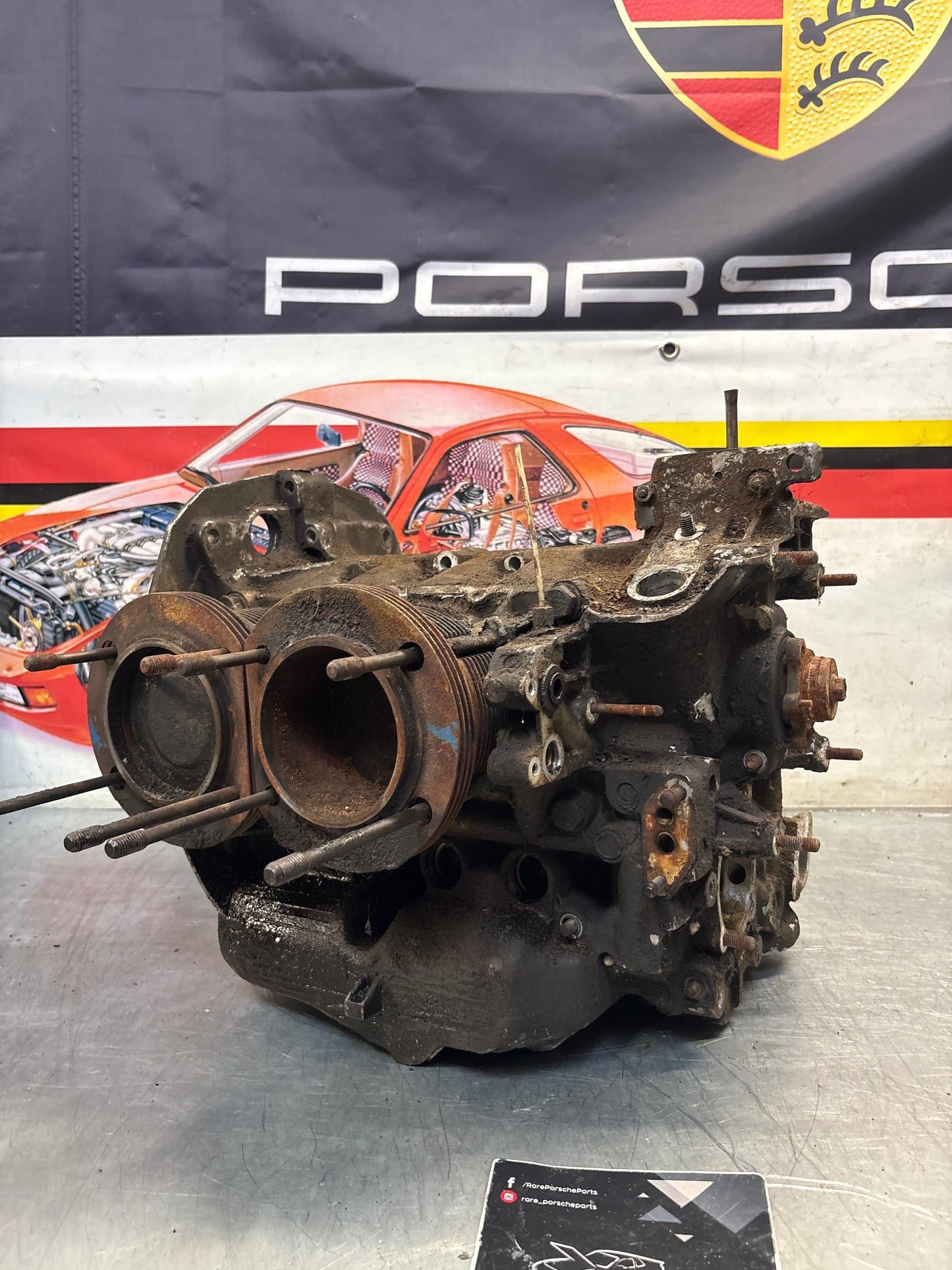 Porsche 914 1.7 engine with cylinder heads, pistons and crankshaft, spares or repair EA044375