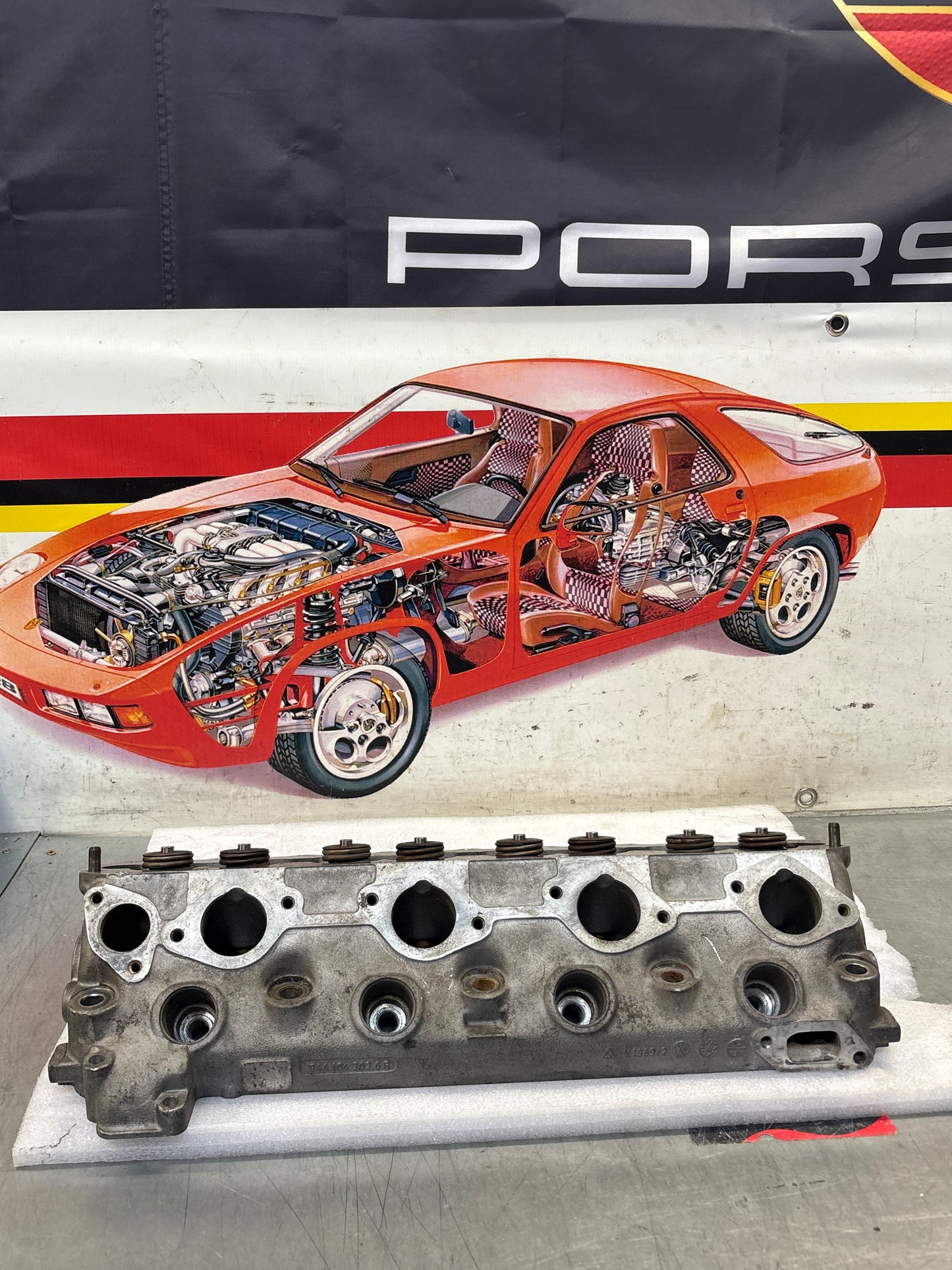 Porsche 944 8V Cylinder head, refurbished, 9441043036R