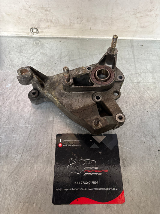 Porsche 944 Balance Shaft Mount Bearing Housing 9441011425R , used