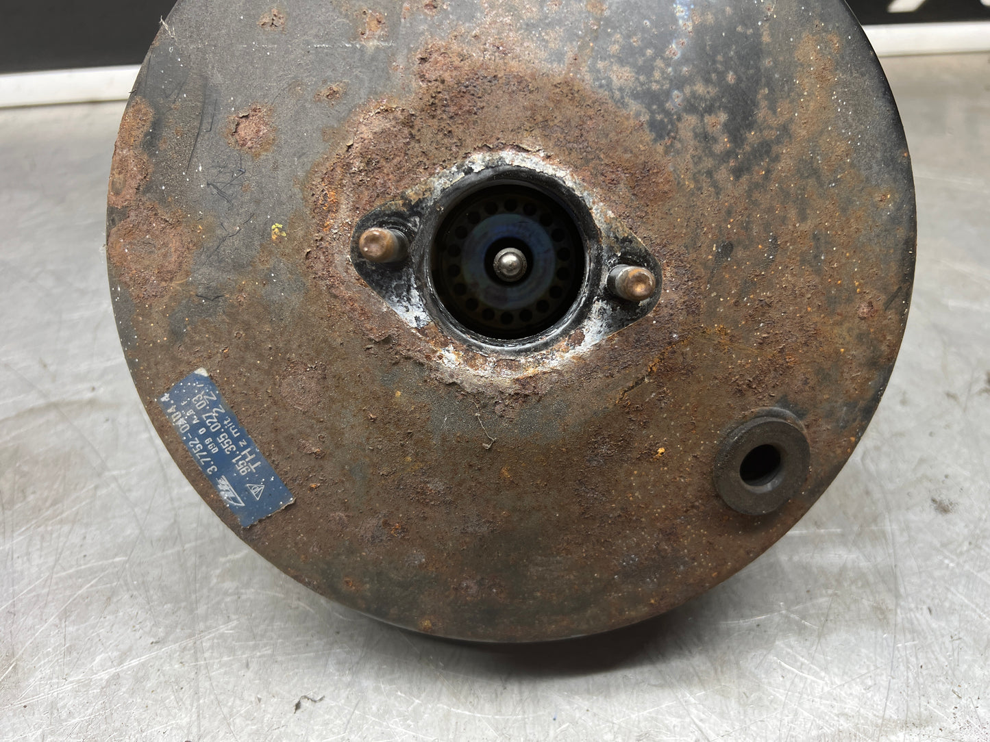 Porsche 944/S2 Brake Servo. 95135502703