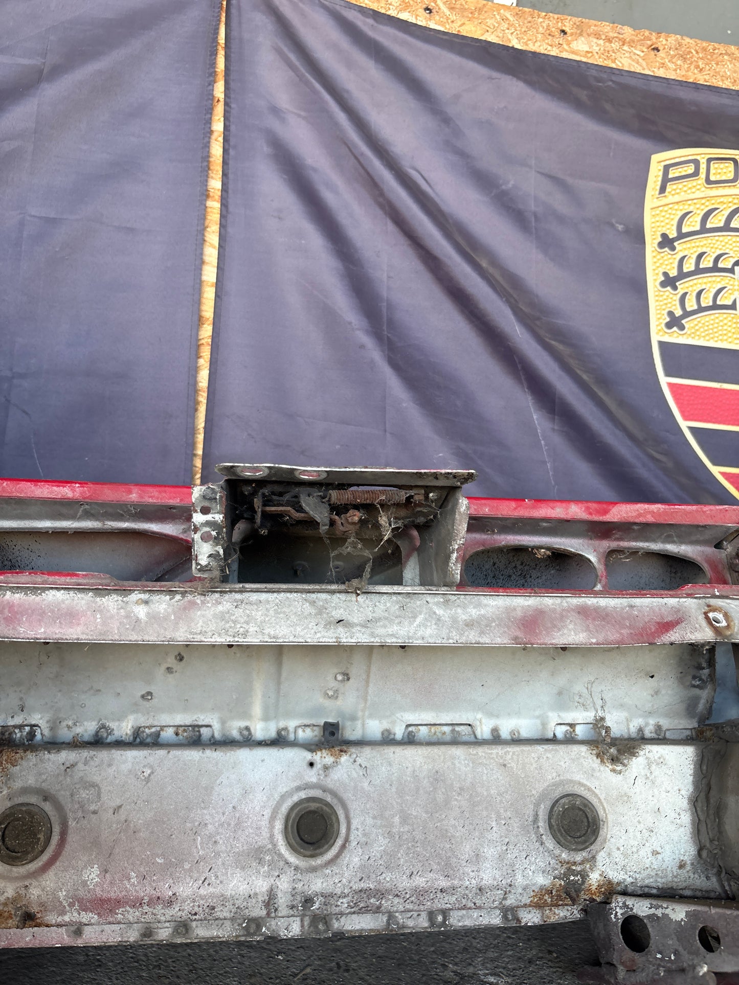Porsche 924 Front end section cut 477805591