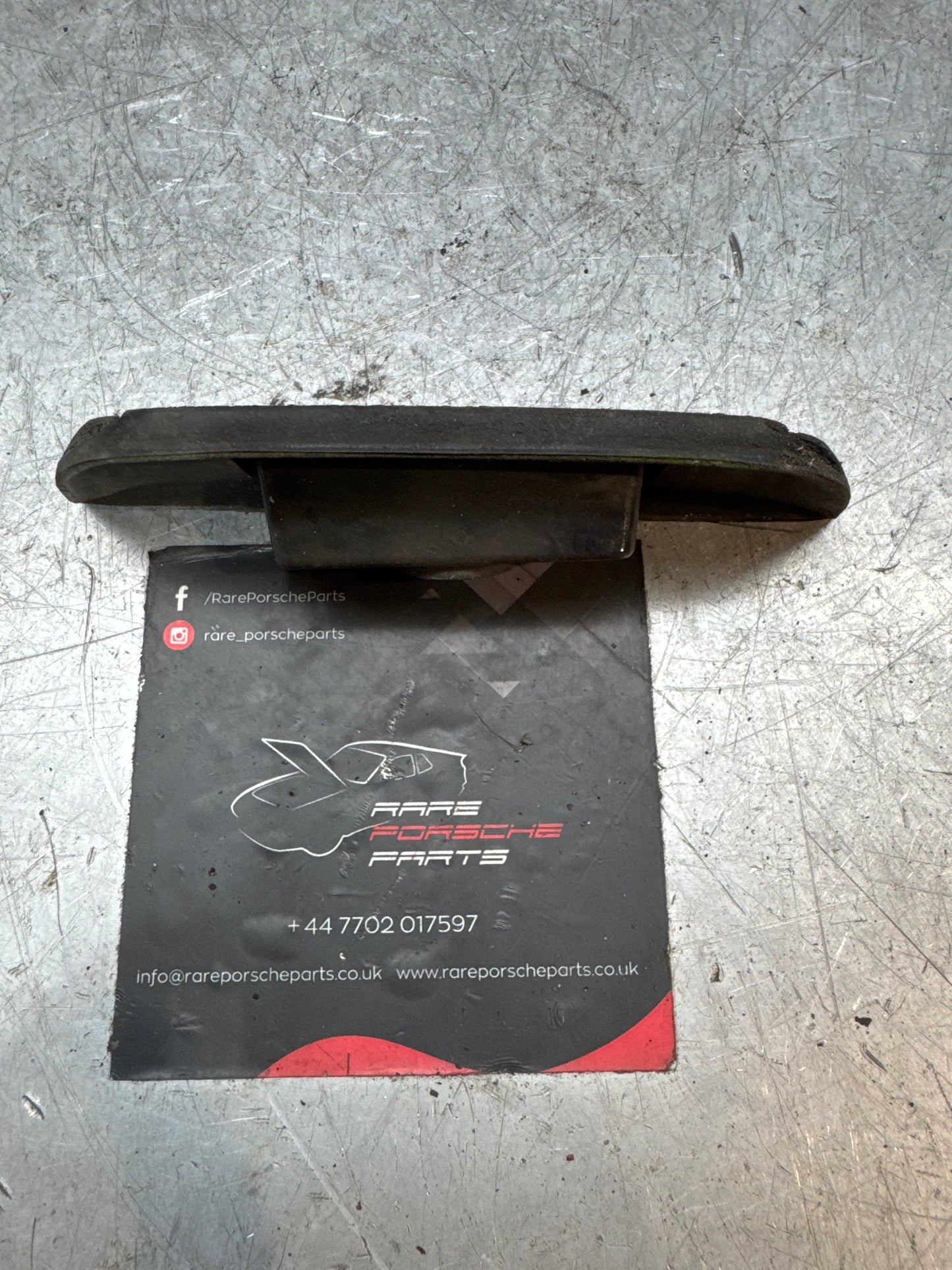 Porsche 924/944 right tailgate / Hatch pin housing 94451203401 used