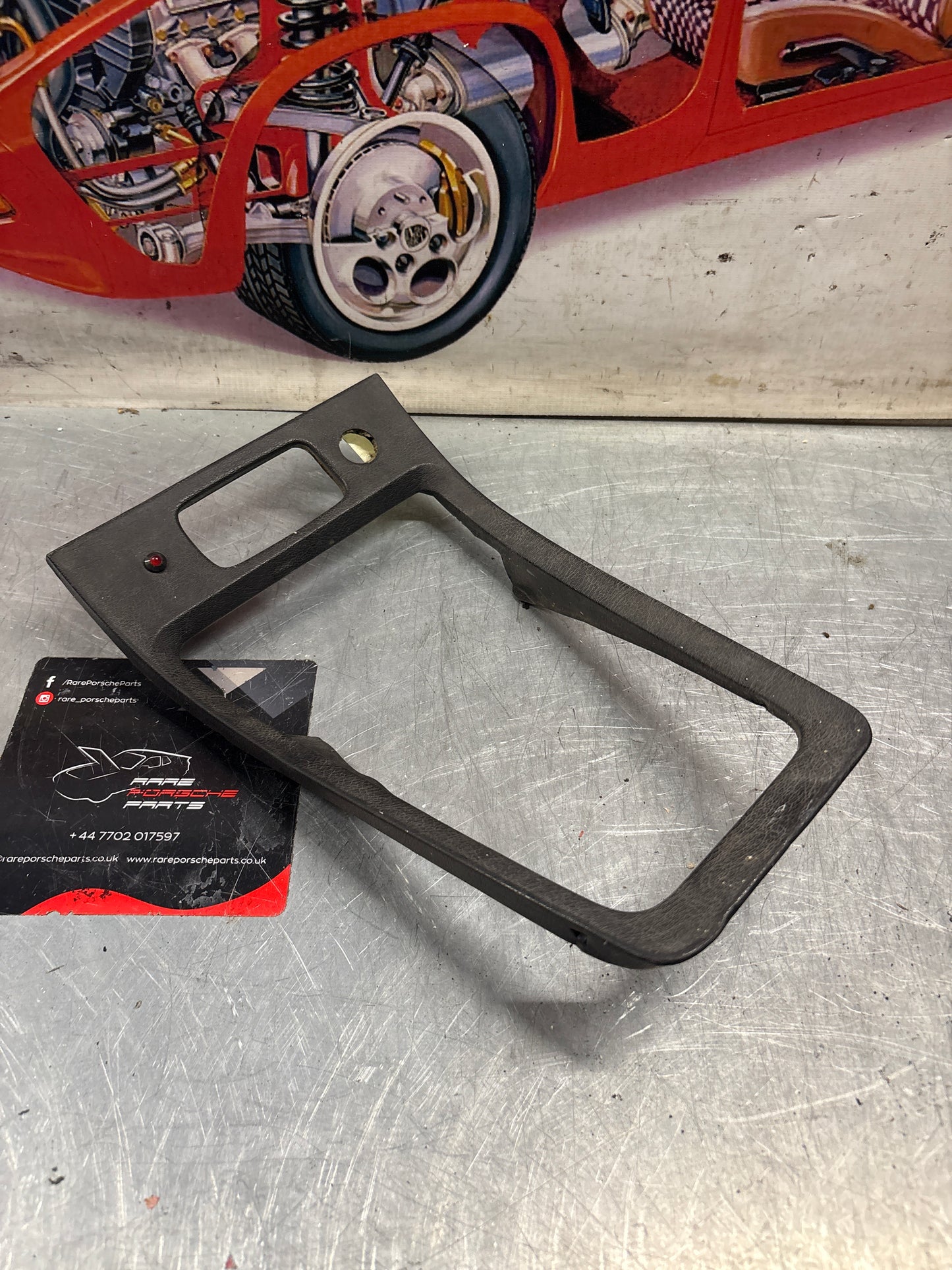 Porsche 928 Centre Console Gear Stick Surround Trim 92855204708 Black used