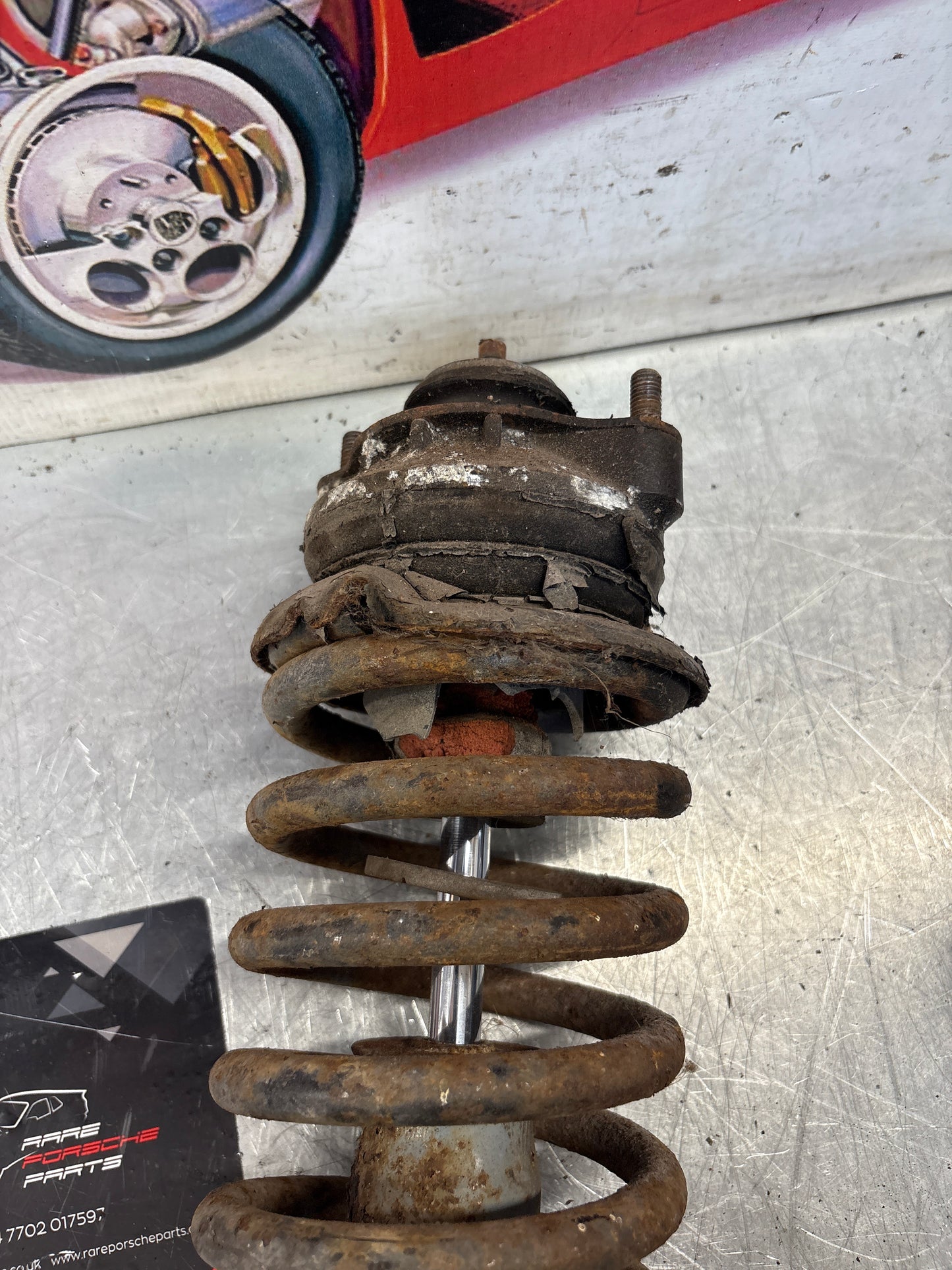 Porsche 928 Front shock absorber, used 92834305507