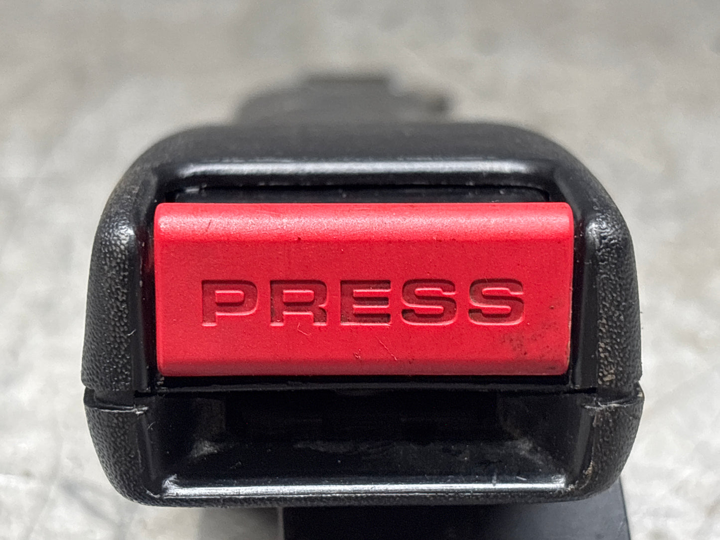 Porsche 911 964 seat belt buckle used 96480318300
