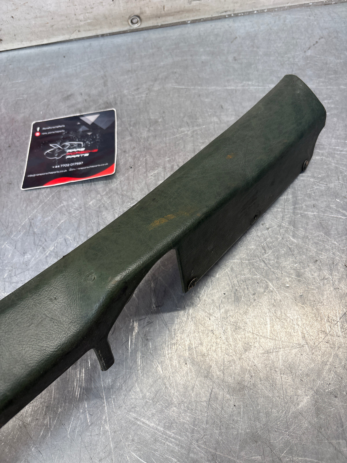 Porsche 928 tailgate interior trim, used, green 92855504705