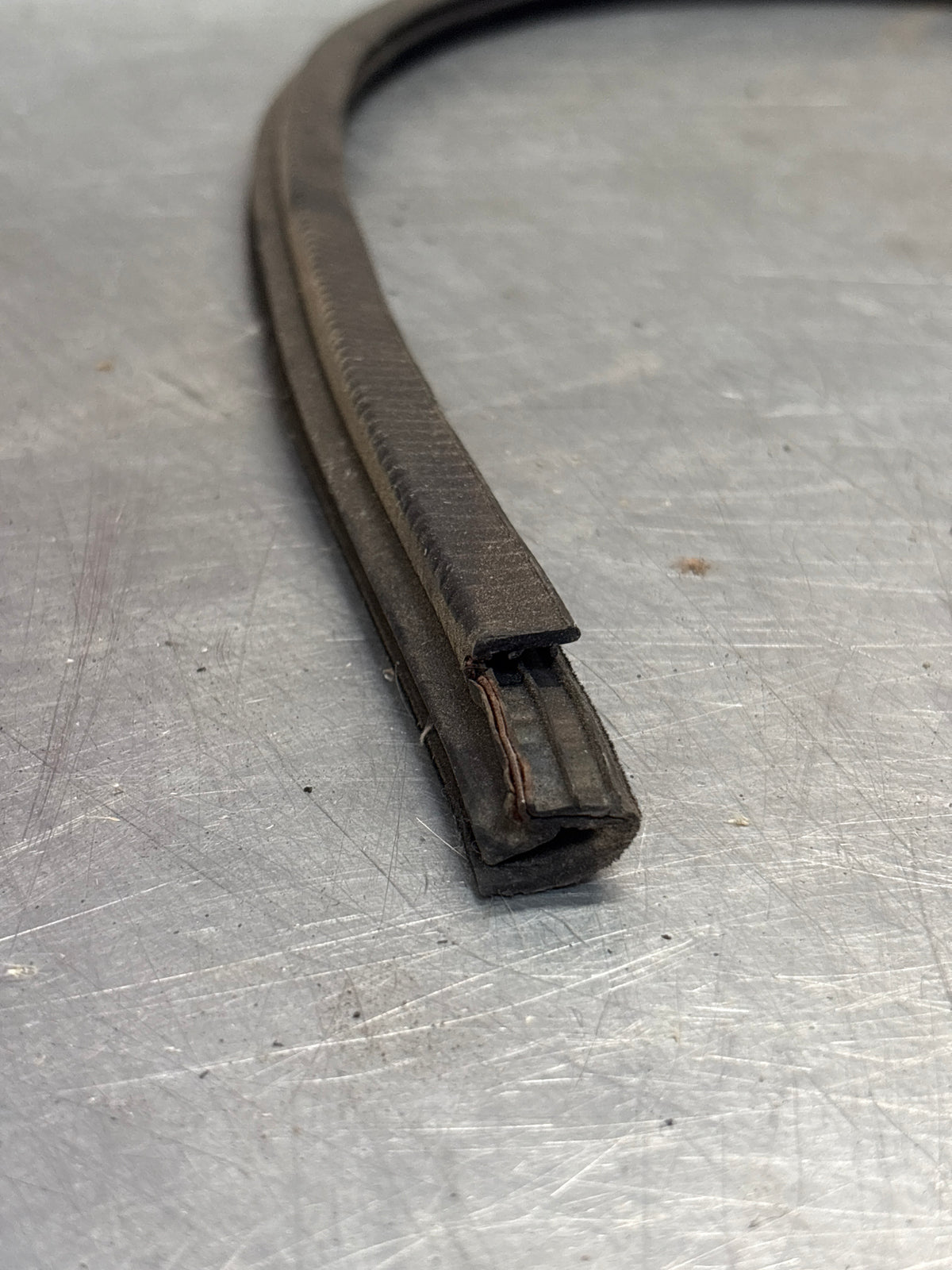 Porsche 928 right door inner window scrapper seal, used 92853732003