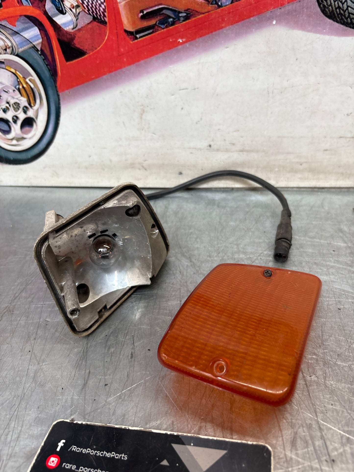 Porsche 928 S/S4/GTS facelift indicator lamp, left, used, 0311315001 / 92863142101