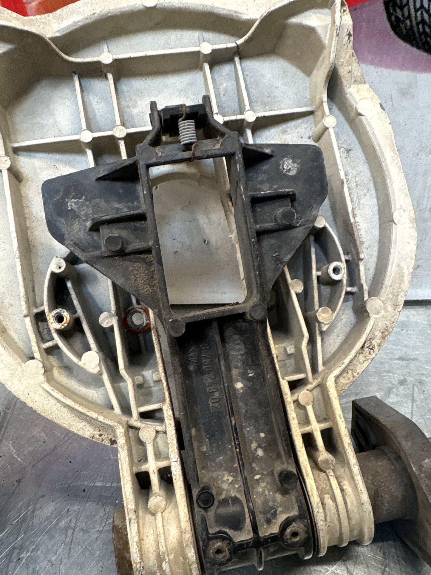 Porsche 928 right headlight swivel frame without bearing 92875024902 92875024302 used