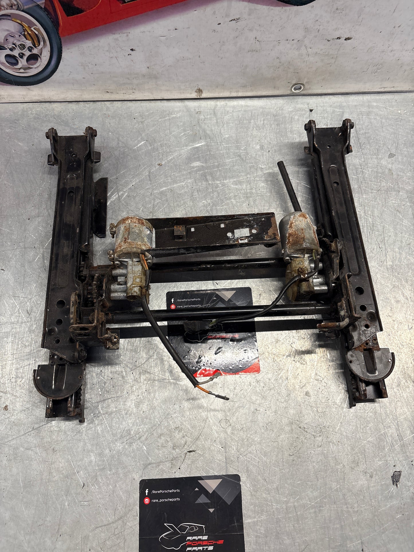 Porsche 928 electric seat rail seat frame, with motor, used 0130049007 / 0130049004 / 92852106102 / 92852106202