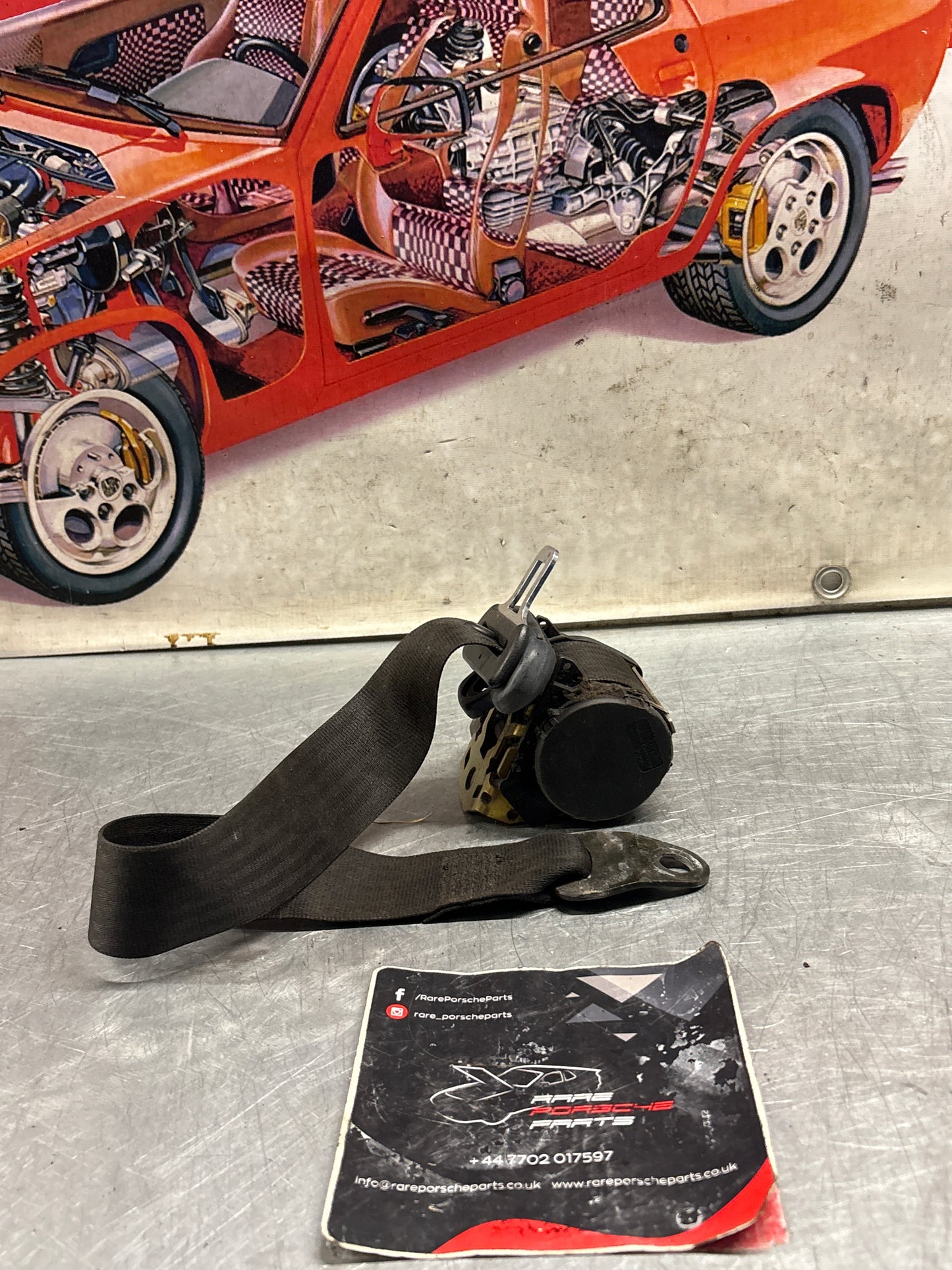 Porsche 911 964 left seat belt, used 96480303300