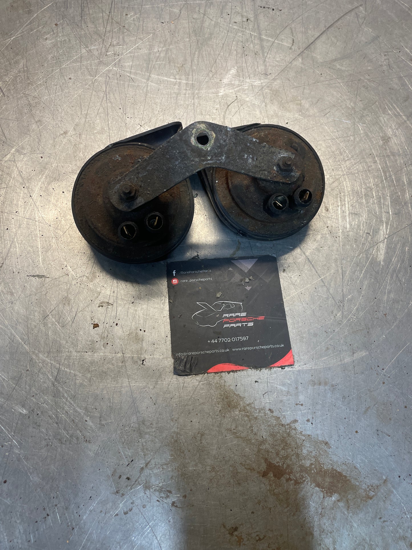 Porsche 924/944 horn, used