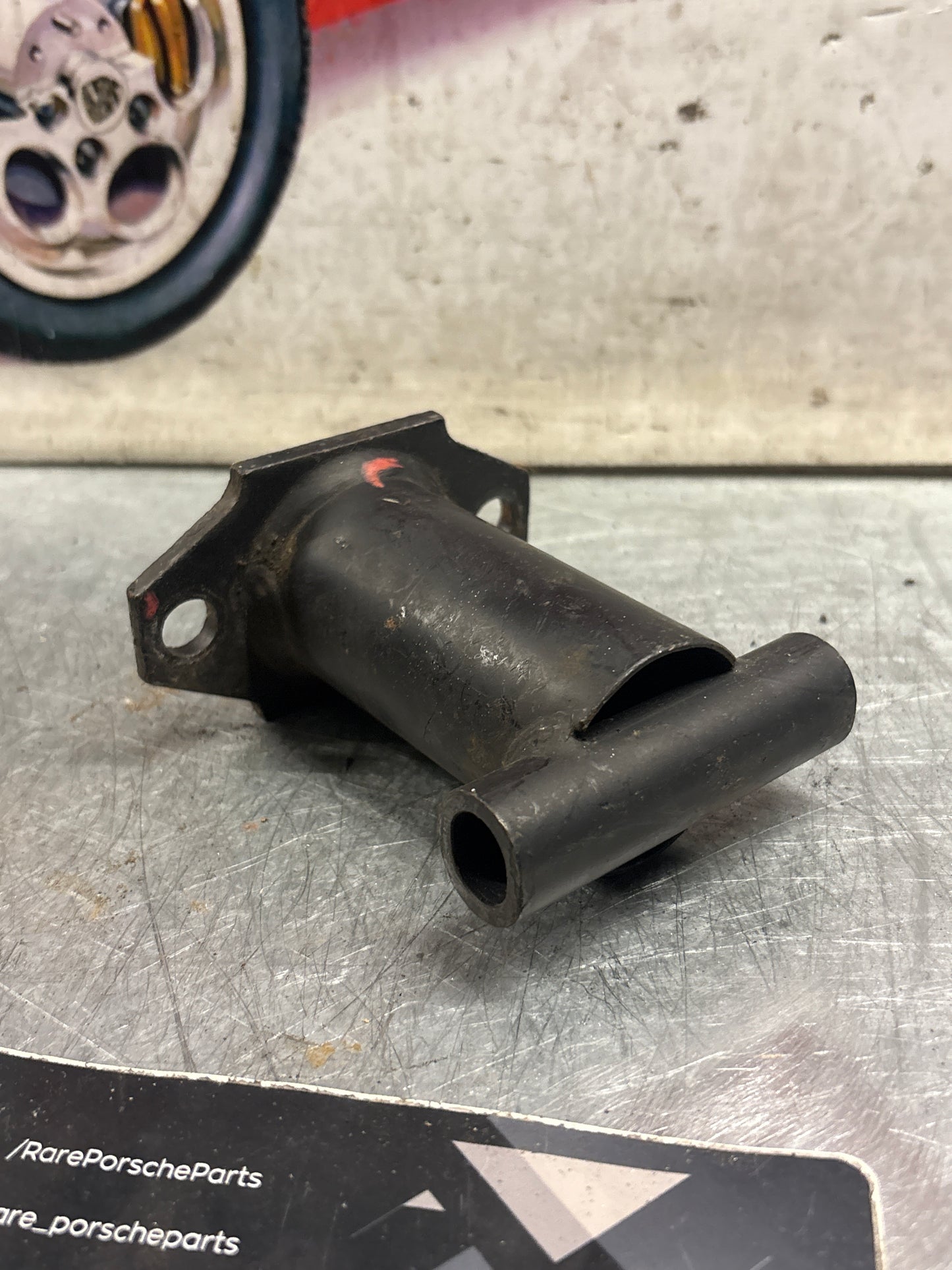 Porsche 928 Bumper shock absorber bracket, used  92850501702