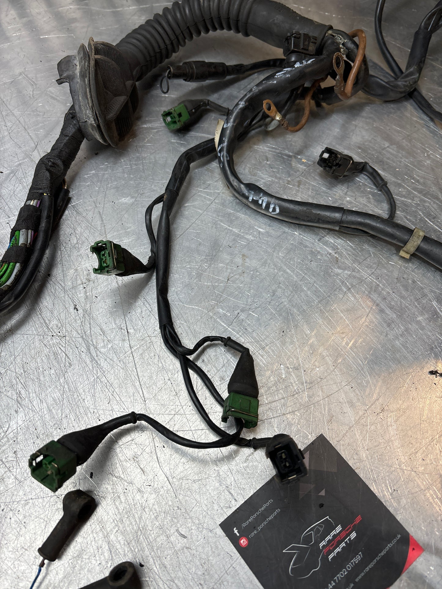 Porsche 944 S2 3.0 16V Motorkabelbaum ECU-Kabelbaum, gebraucht, Ölwannenstopfen fehlt