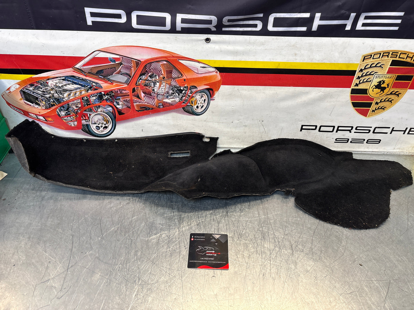Porsche 924/944 85.5- rear left side trim carpet, black, 94455508301, used