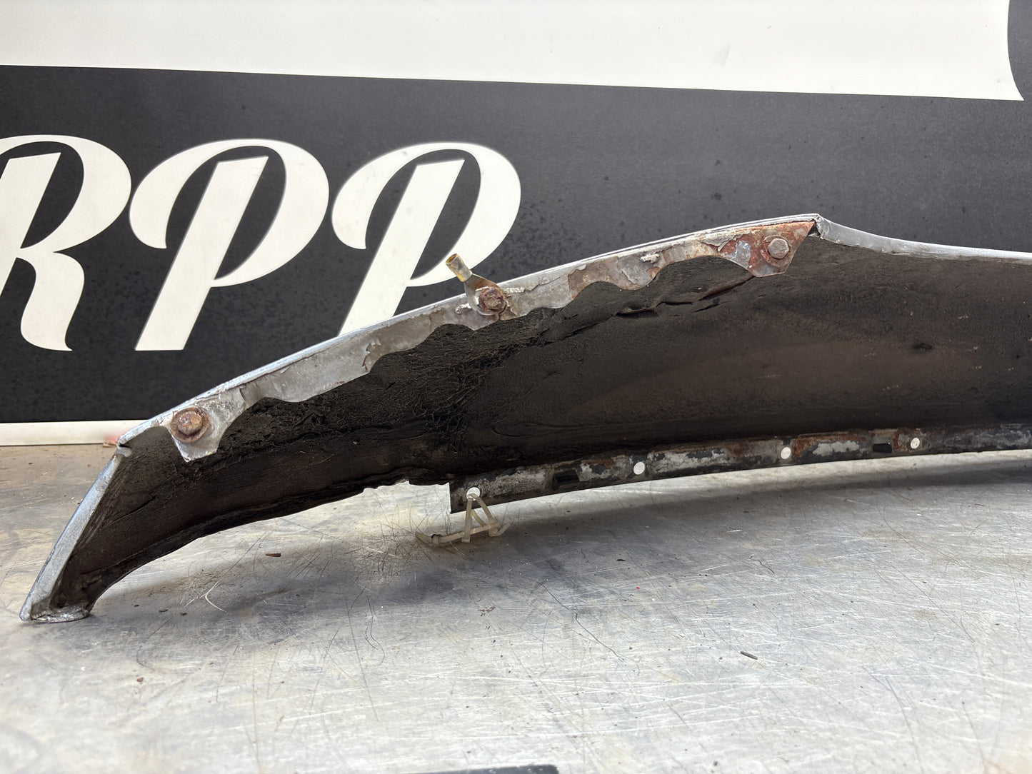 Porsche 944 left front wing, please see photos, used