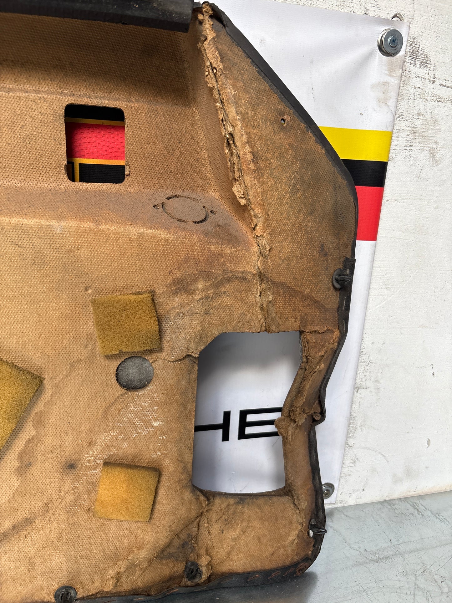 Porsche early 924 / 944 pair of Used black doors, LHD 477867011 / 477857012