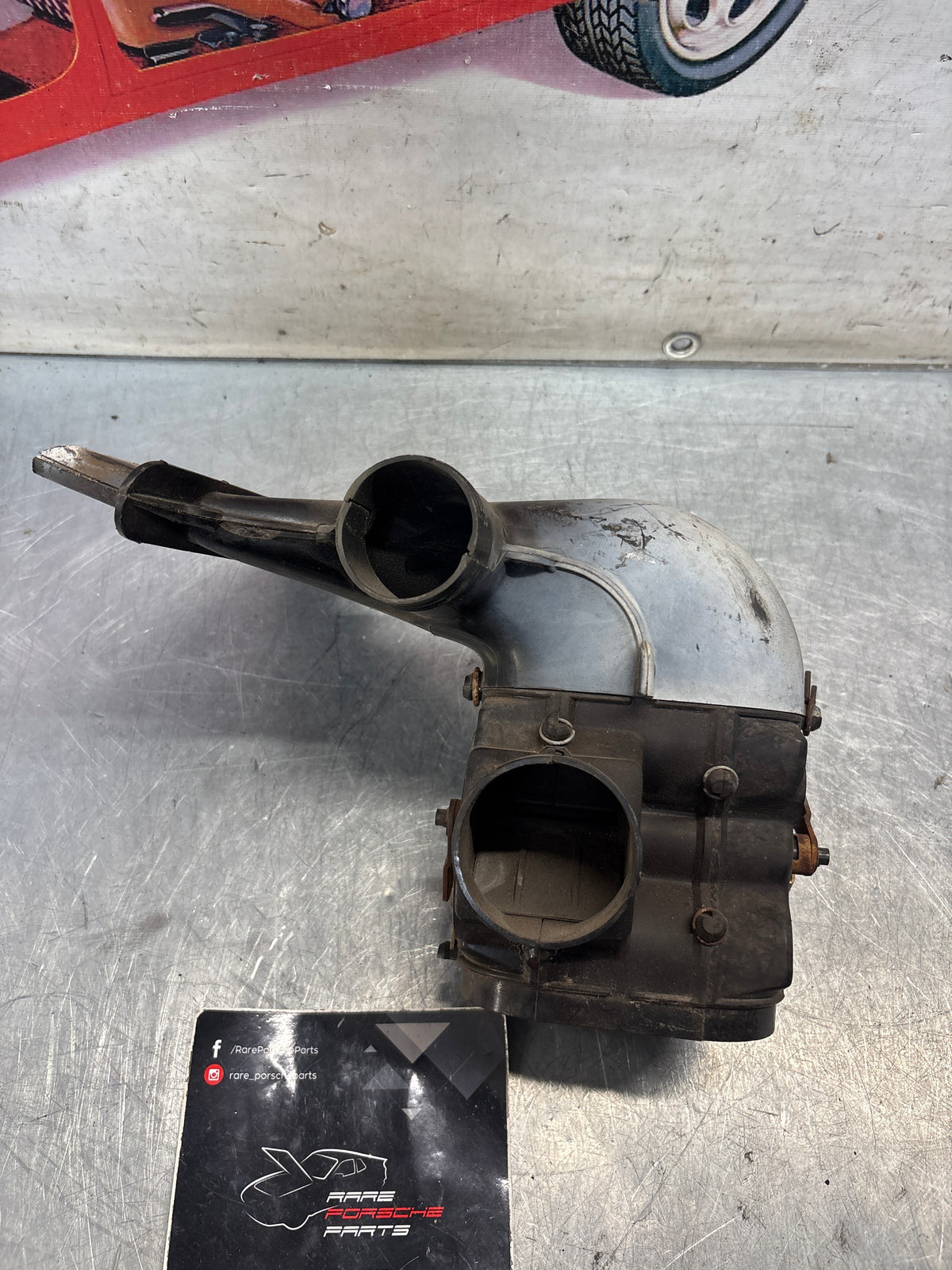 Porsche 914 front right air control box, 91457115010 / 91457204610 Used
