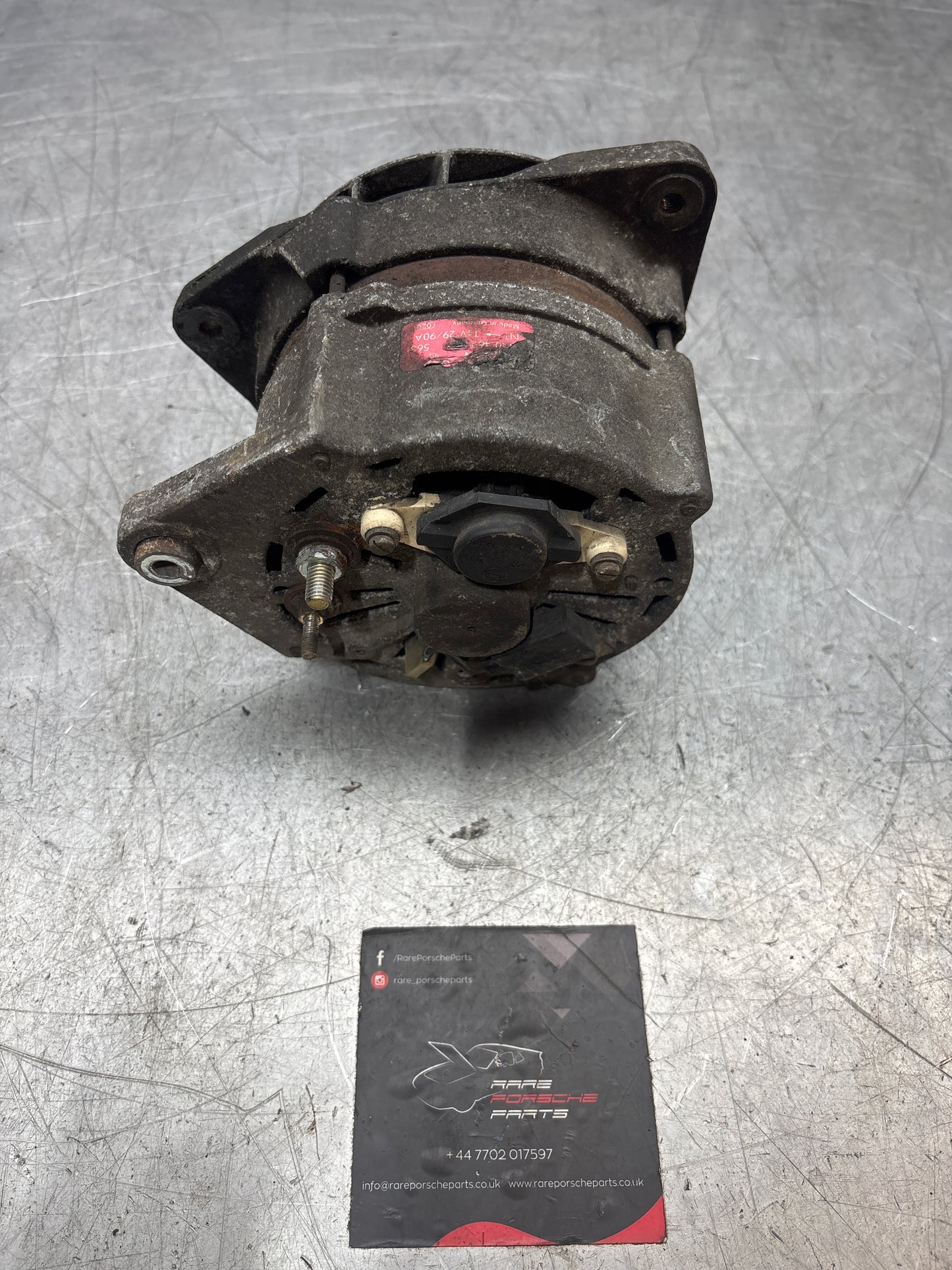Porsche 924S / 944 2.5 models alternator. 0120469559 used