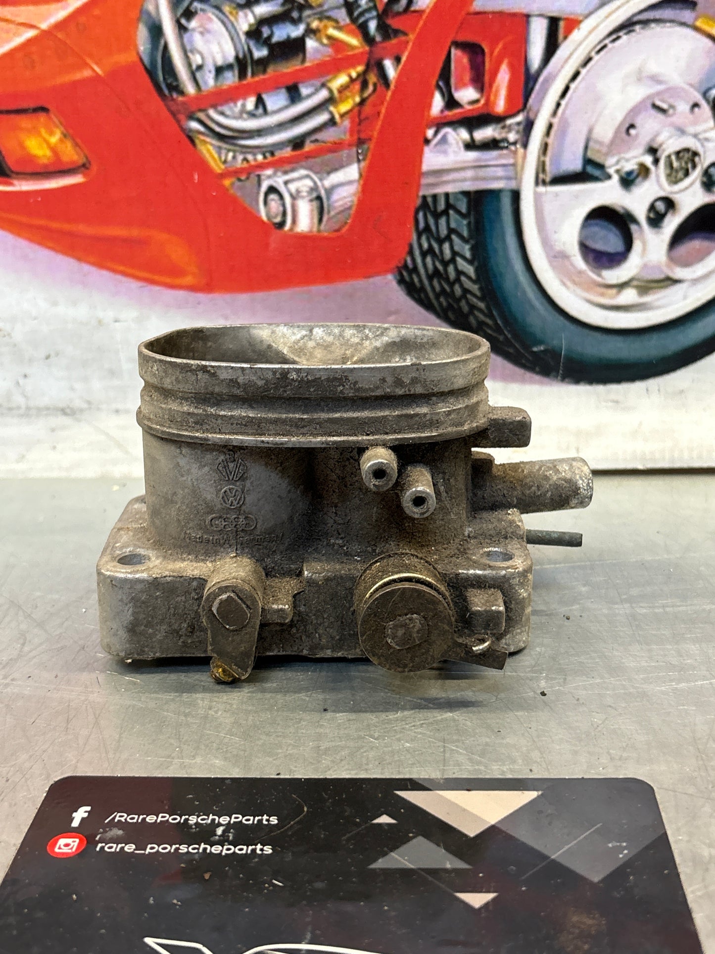 Porsche 924 2.0 Turbo S1 throttle body LHD 93111006105, used, for spares or repair
