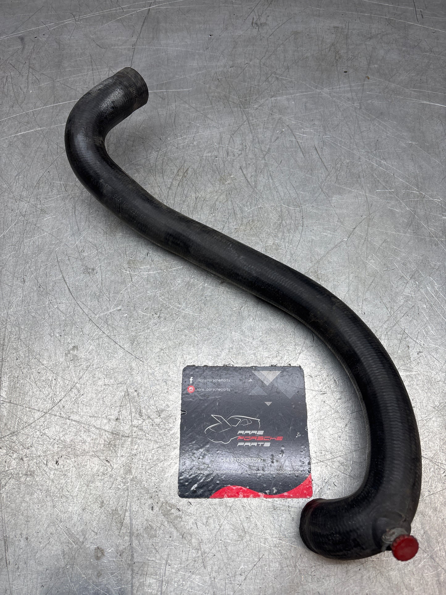 Porsche 944 82-85 oberer Kühlerschlauch zum Zylinderkopf, 94410623901, gebraucht