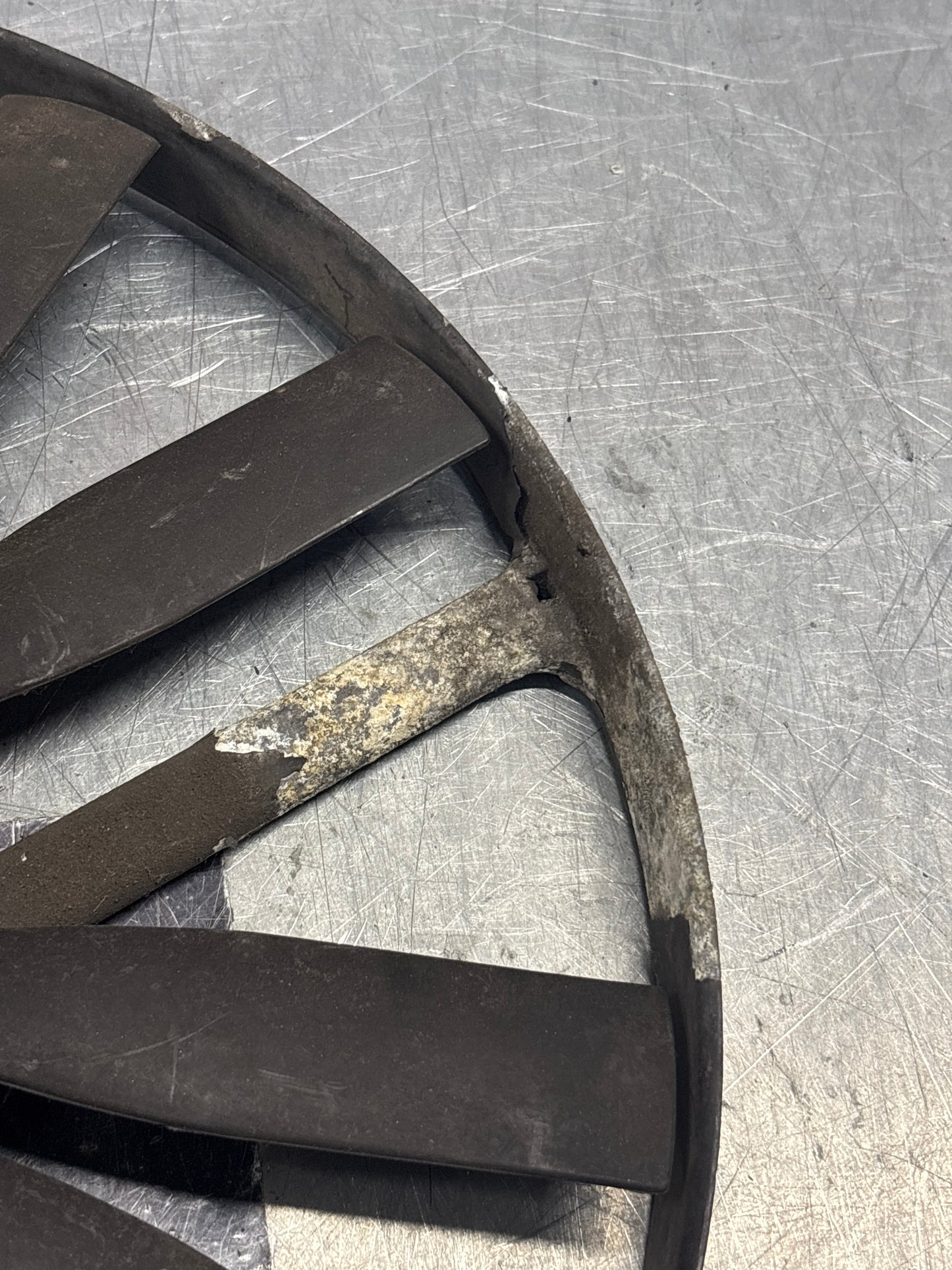 Porsche 928, 80- Air conditioner condenser  cooling  fan, genuine 92862410301 used