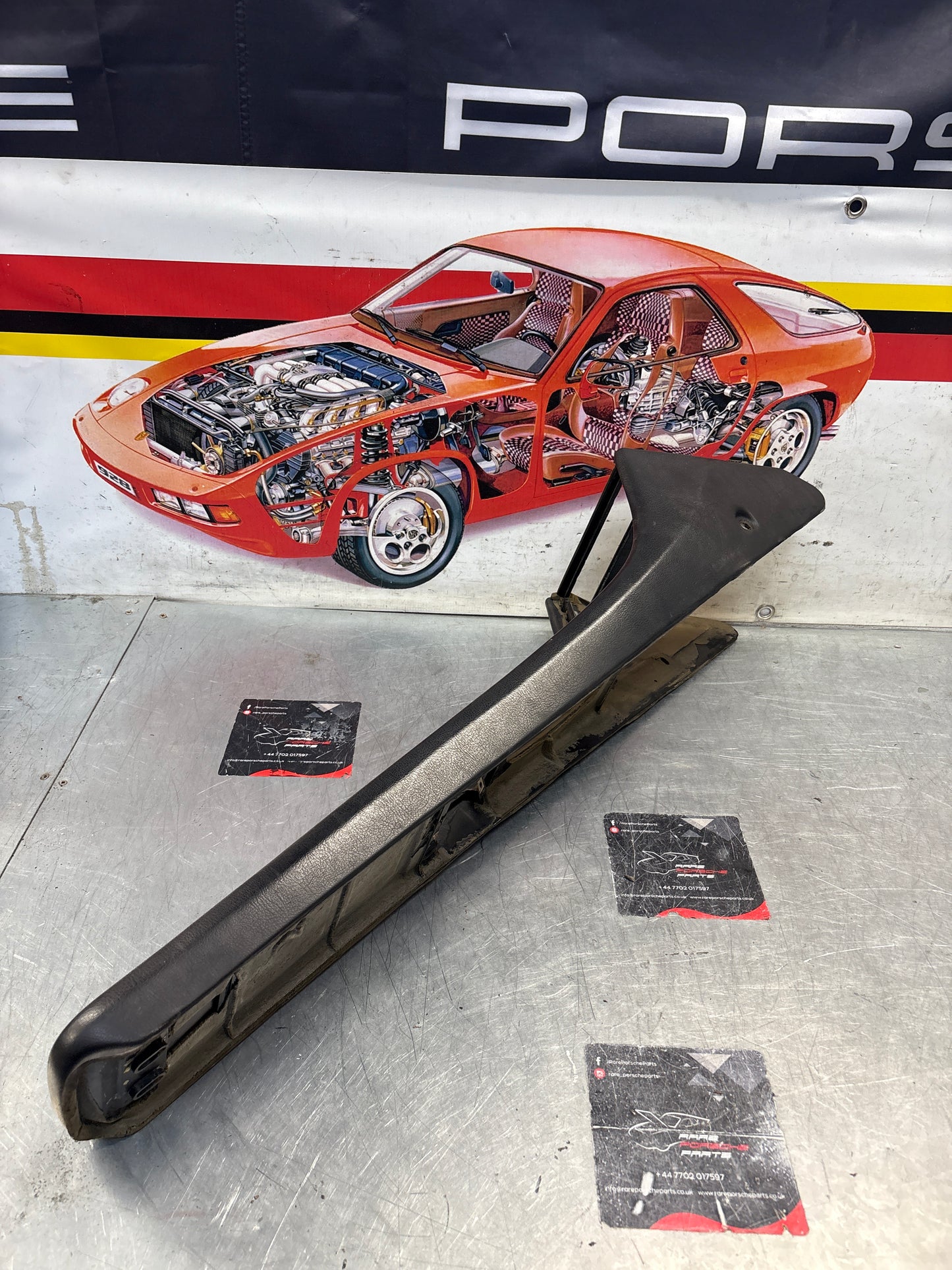 Porsche 944 centre console black 94455205100 used