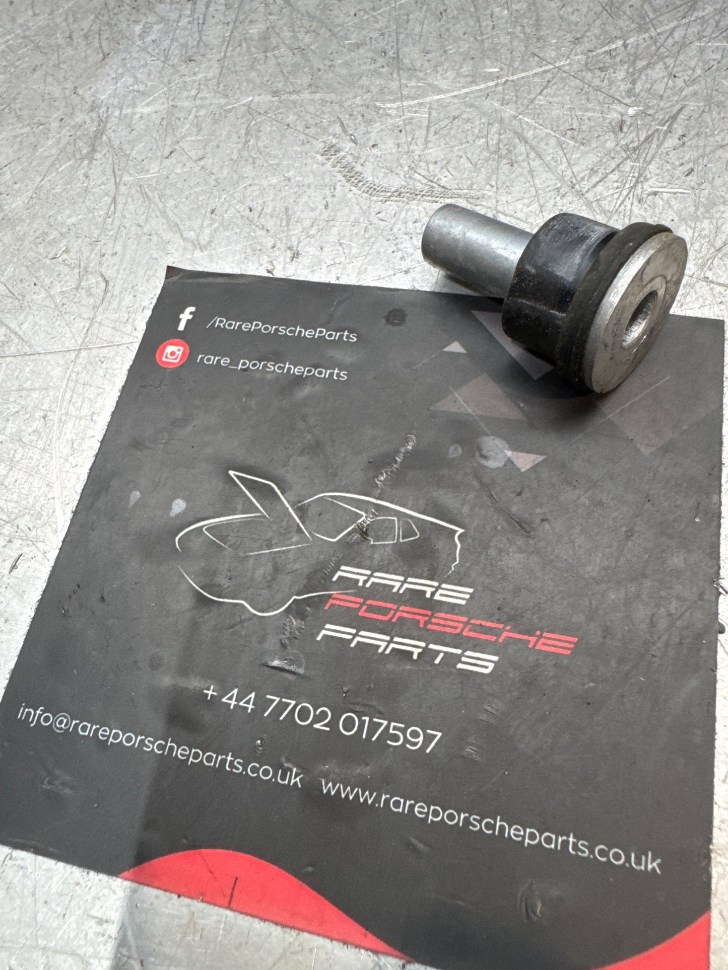 Porsche 928 spacer sleeve 92855216002 / 92855215002 / 92855204902 used