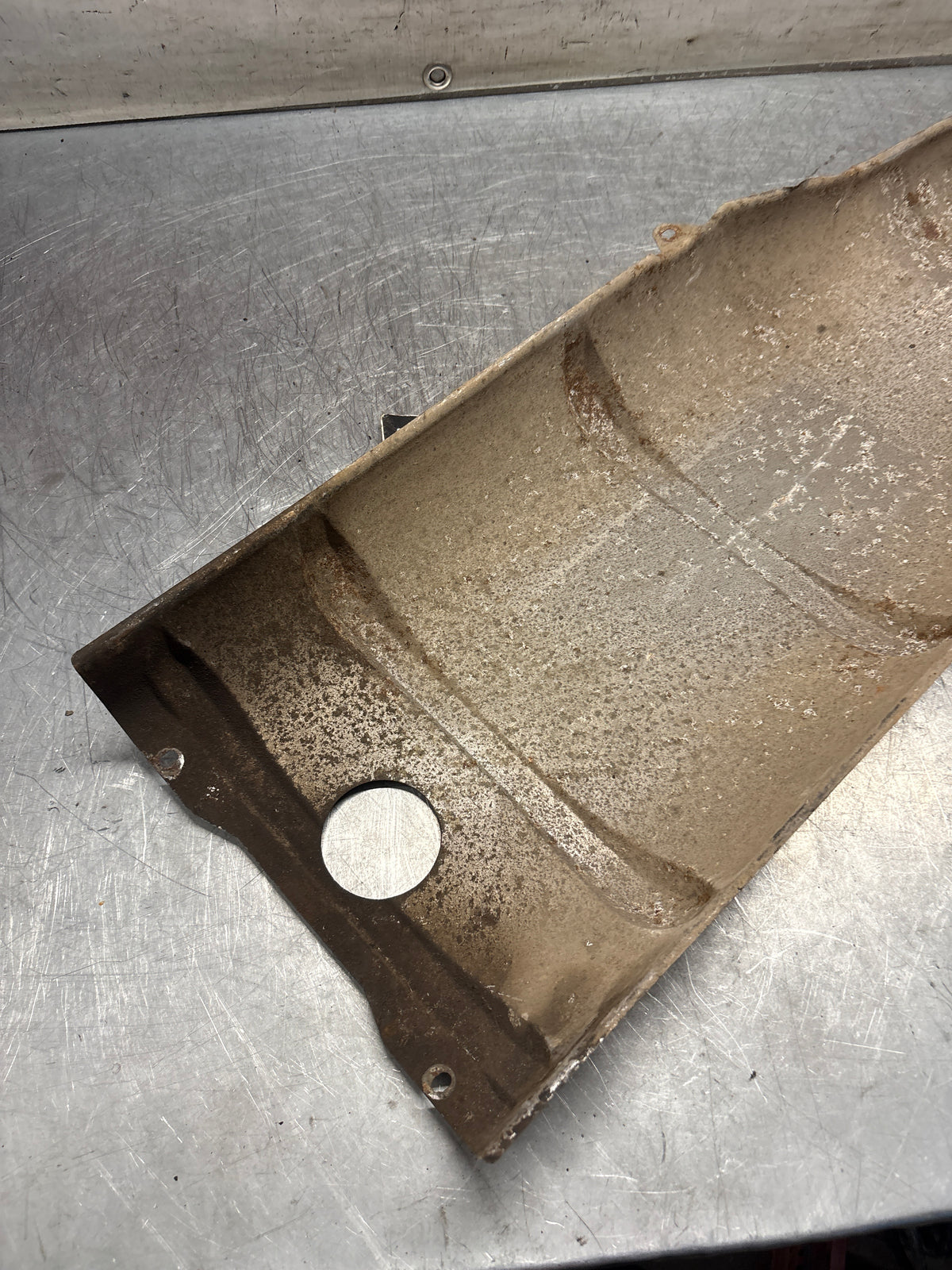 Porsche 928 heat protection plate, later type 92850449101, used