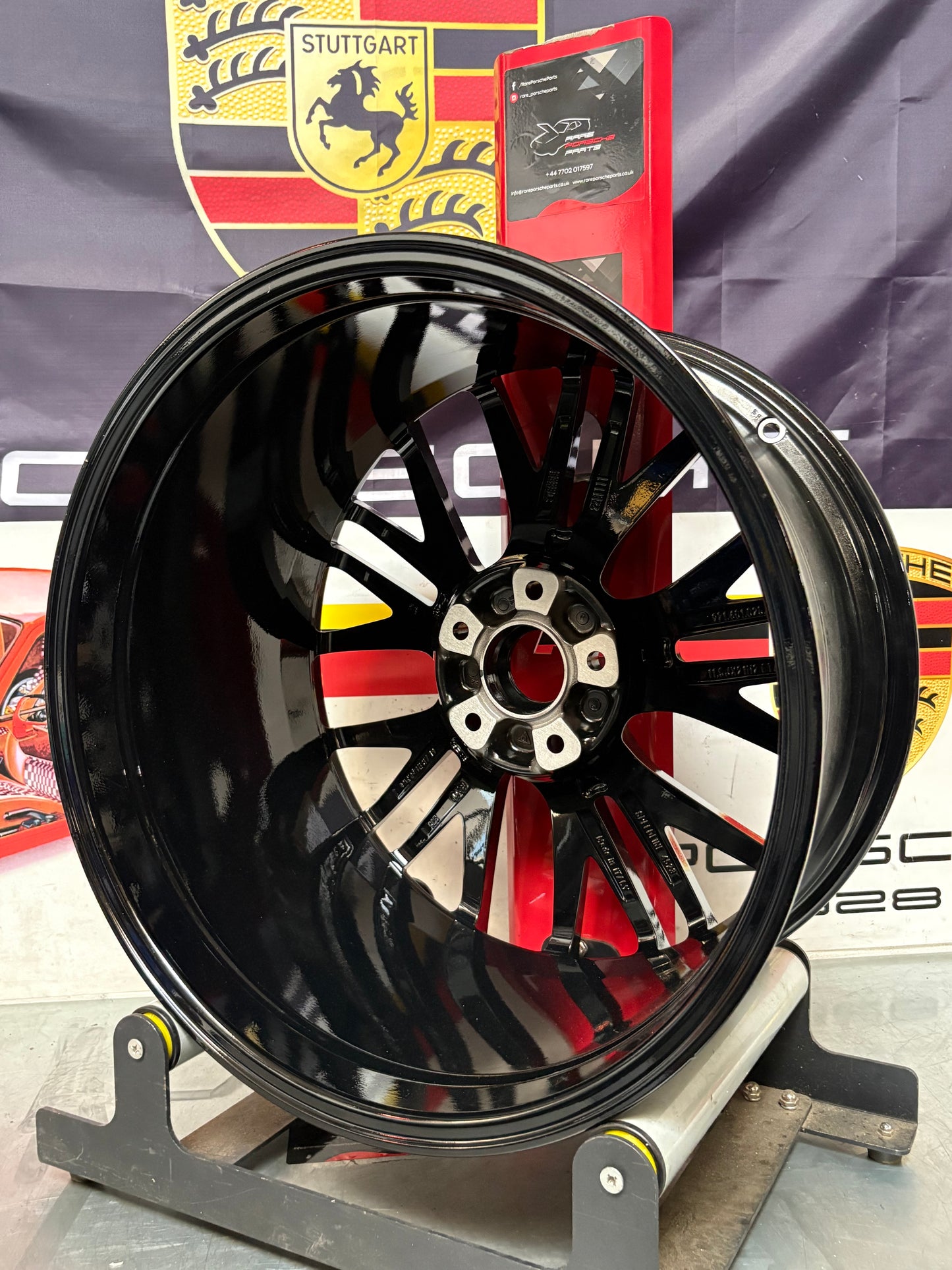 Porsche Panamera 11.5Jx21” ET69 alloy wheel 971601025AQ very nice condition, used