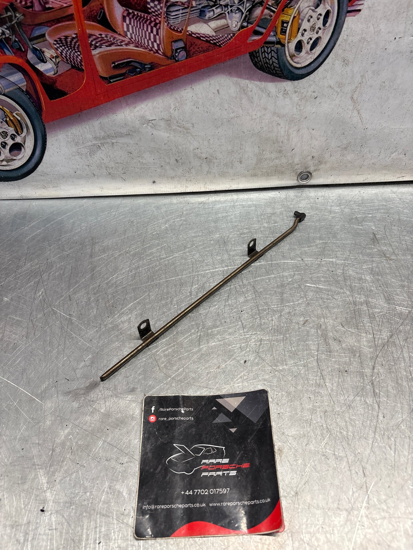 Tubo paraspruzzi barra spruzzatura olio camma Porsche 924 047115701 / 052115707