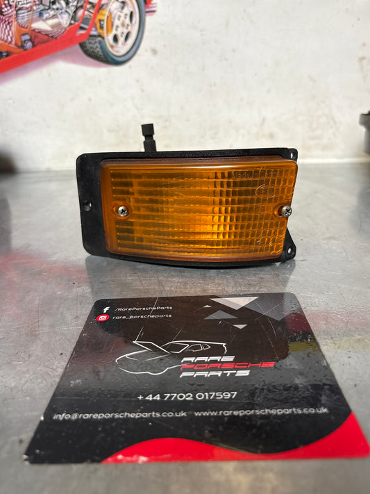 Porsche 924 O/S LH Front indicator unit used 477953065A