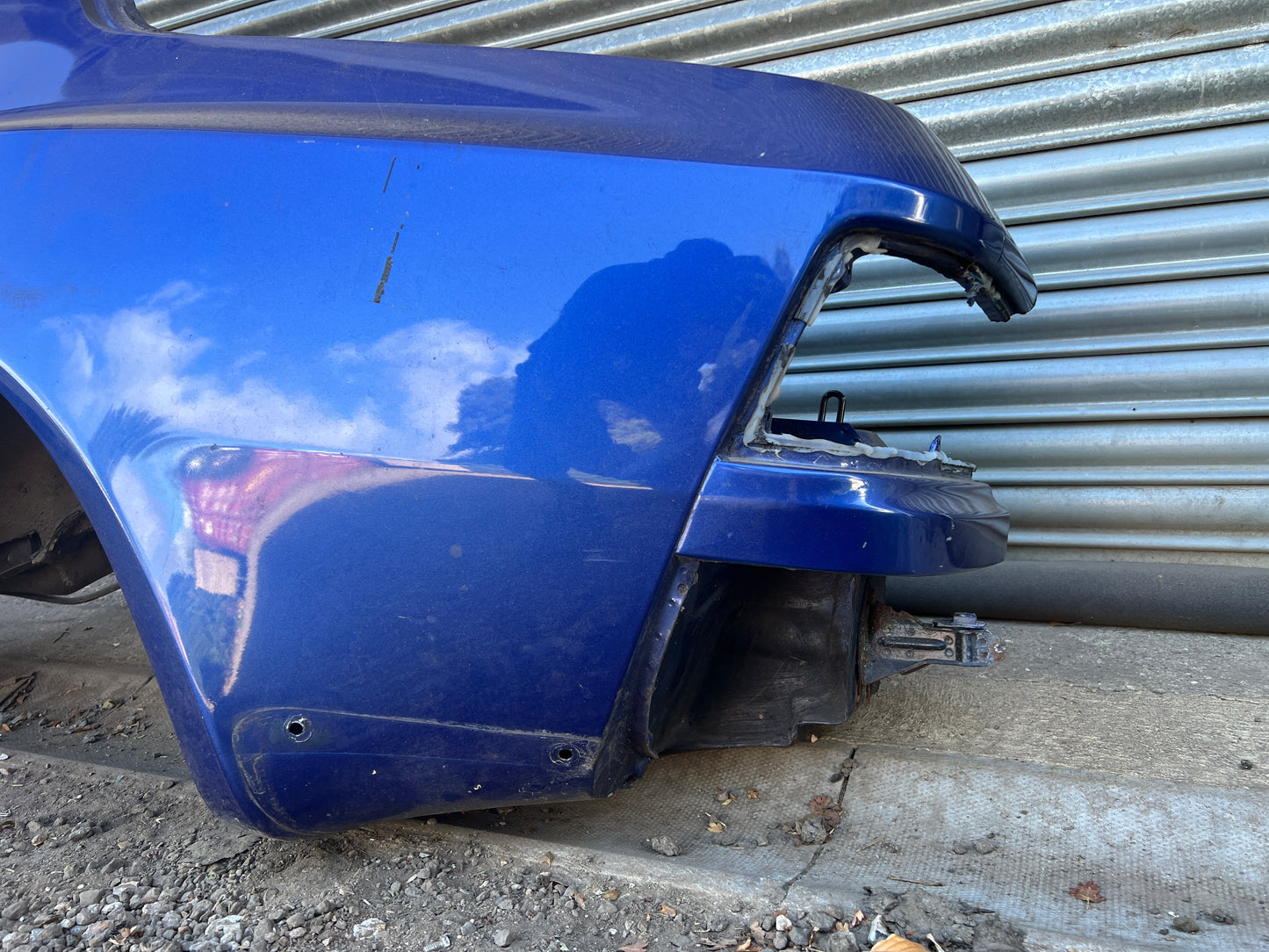 Porsche 944 left side cut, rear fender with sill 94450390303, 94450361102