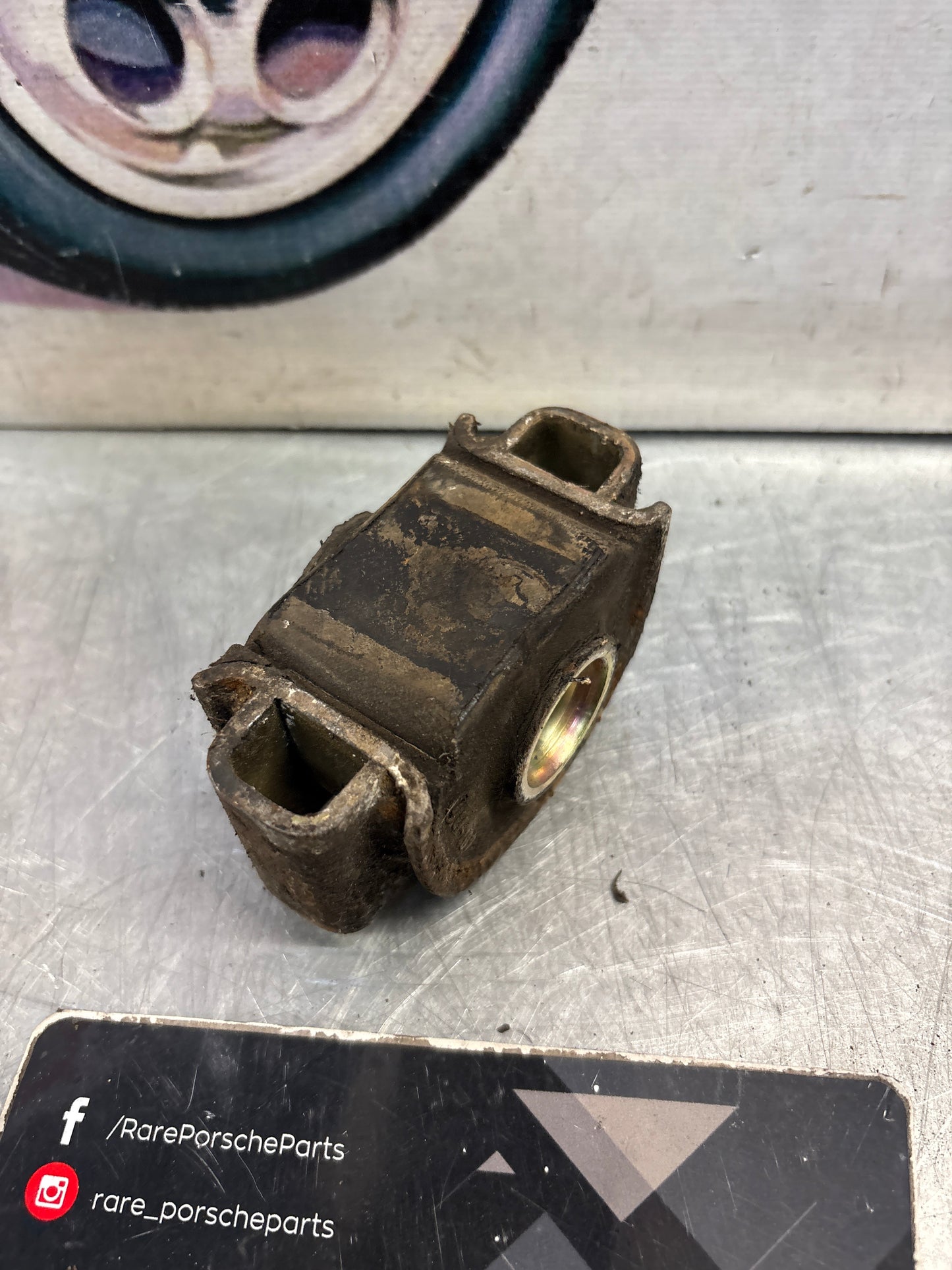 Porsche 944 / 968 control arm mount, 95134102300 used