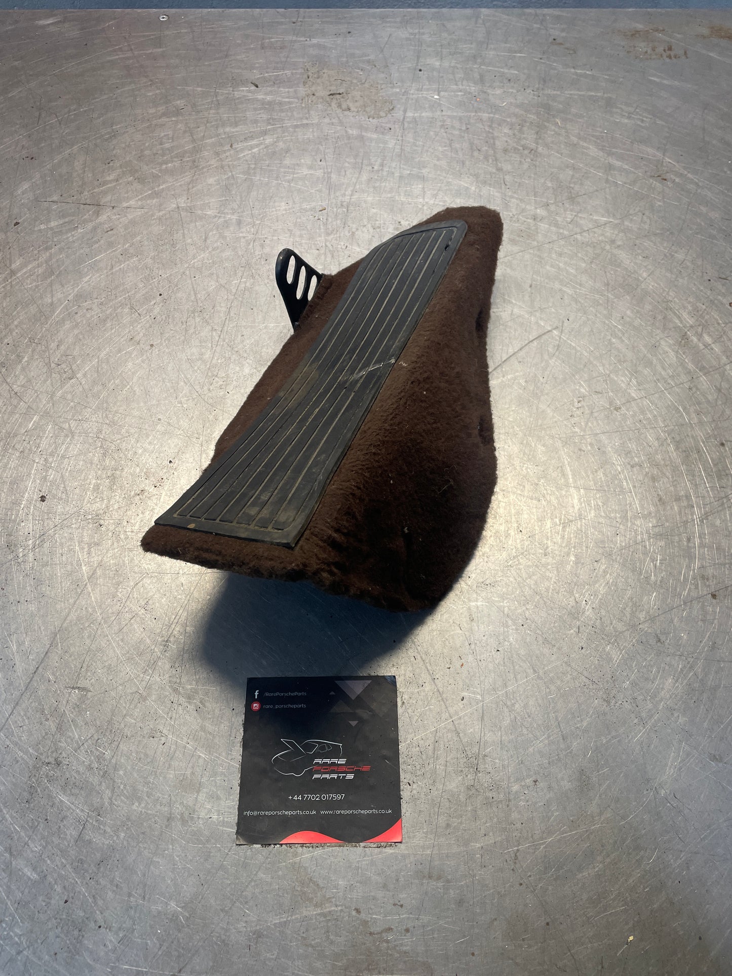 Porsche 928 brown foot rest, used