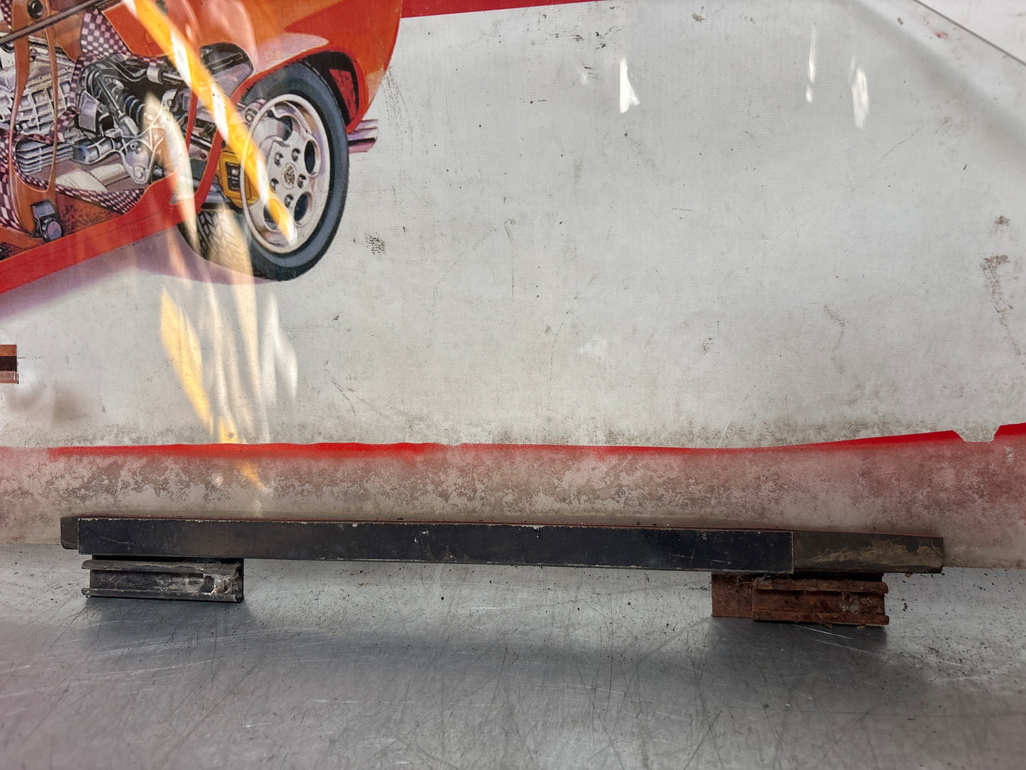 Porsche 924/ 944 Left side door glass, clear, used 94454202301