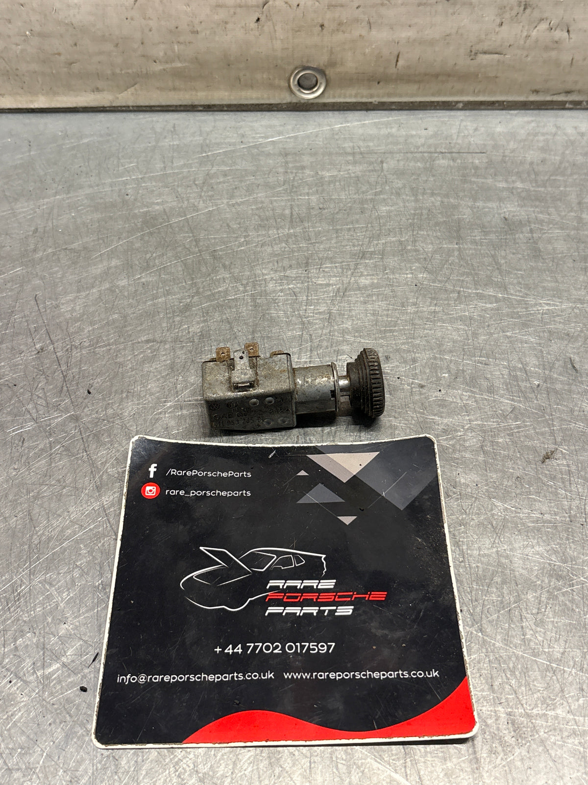 Porsche 914 emergency hazard switch, used 411953235B
