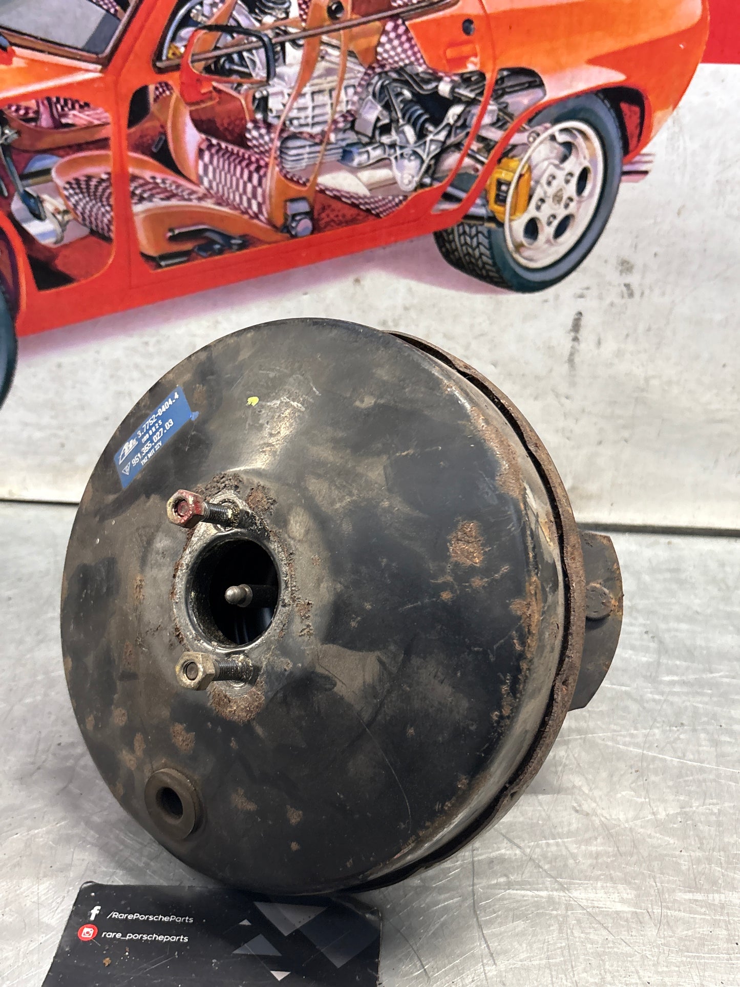 Porsche 944 brake booster, used 95135502703