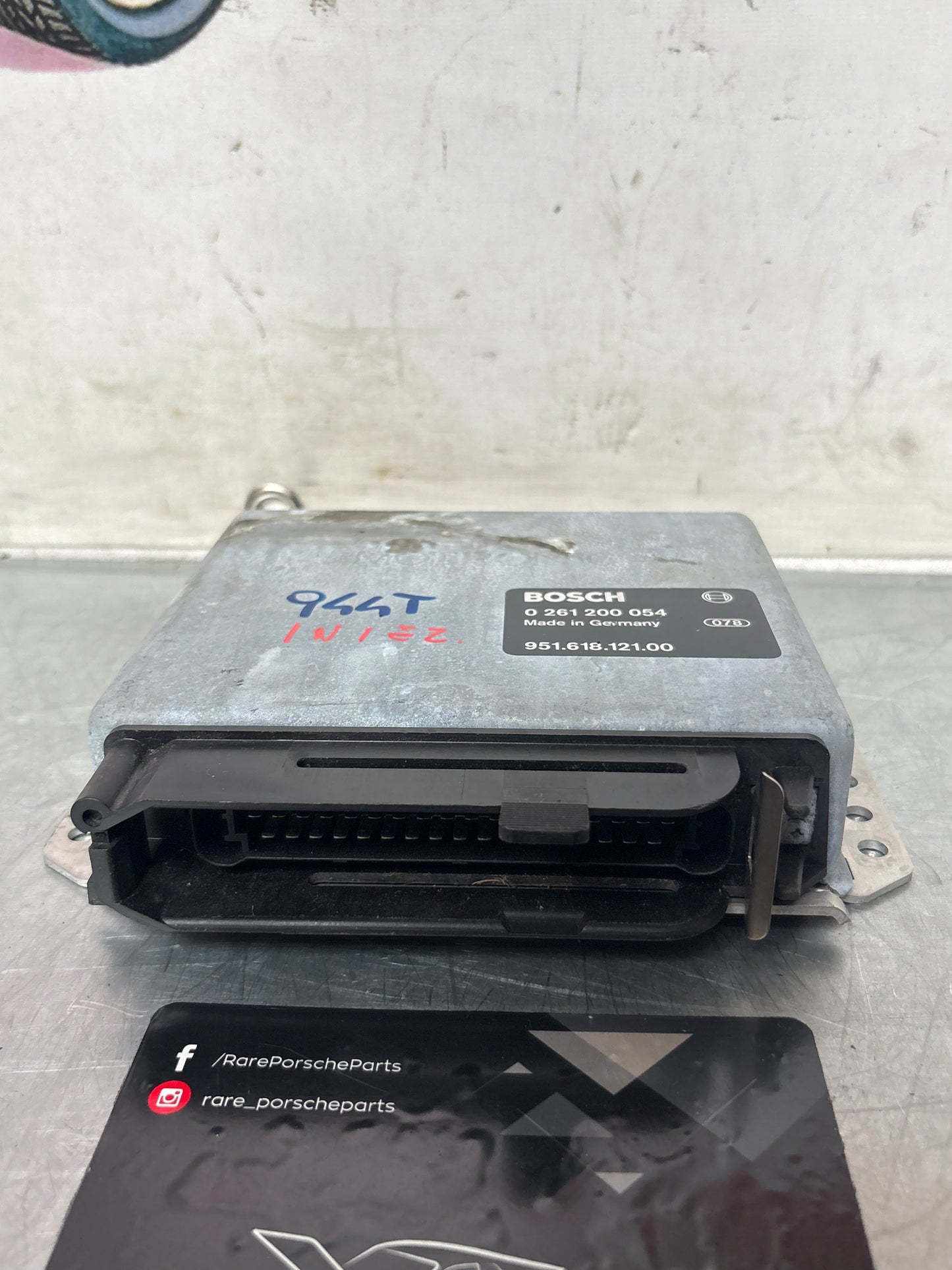 Porsche 944 Turbo ECU, 95161812100 / 0261200054, used