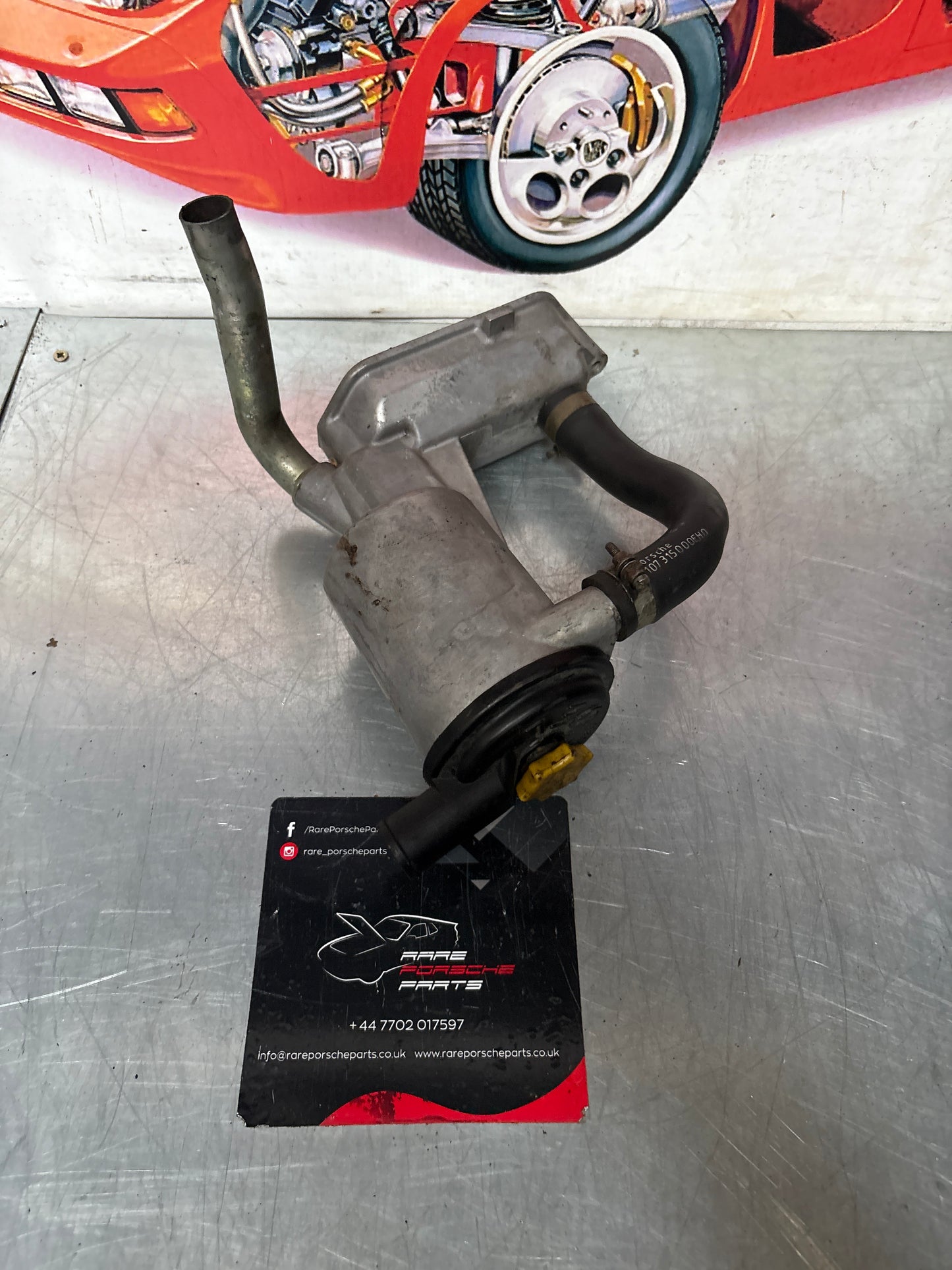 Porsche 928 oil filter housing, used 9281077091R