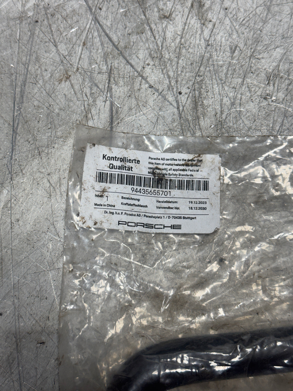 Porsche 924 / Early 944 Fuel Tank to Fuel Pump hose. 94435655701- New