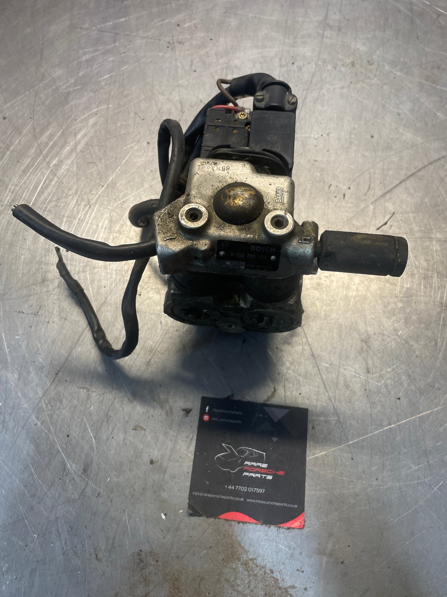 Porsche 928 85.5- ABS Pump module block, used 0265200009