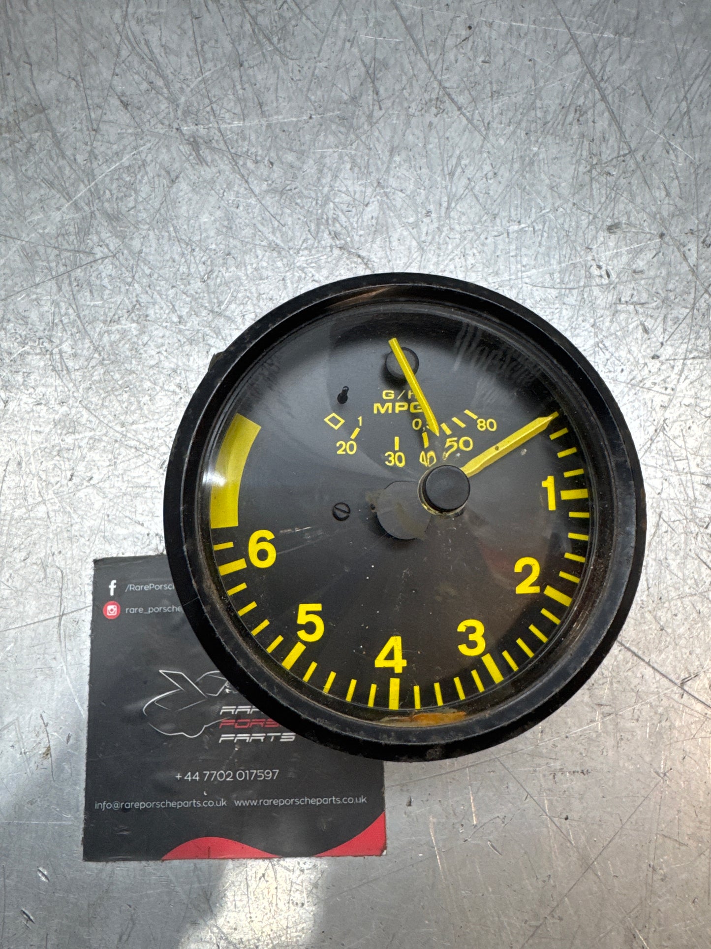 Porsche 944 contagiri anticipato giallo 94464120701 con MPG