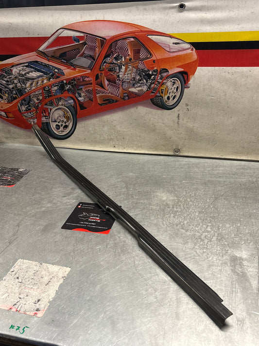 Porsche 944 85.5- left sill trim, scuff plate used 94455112100 cracked