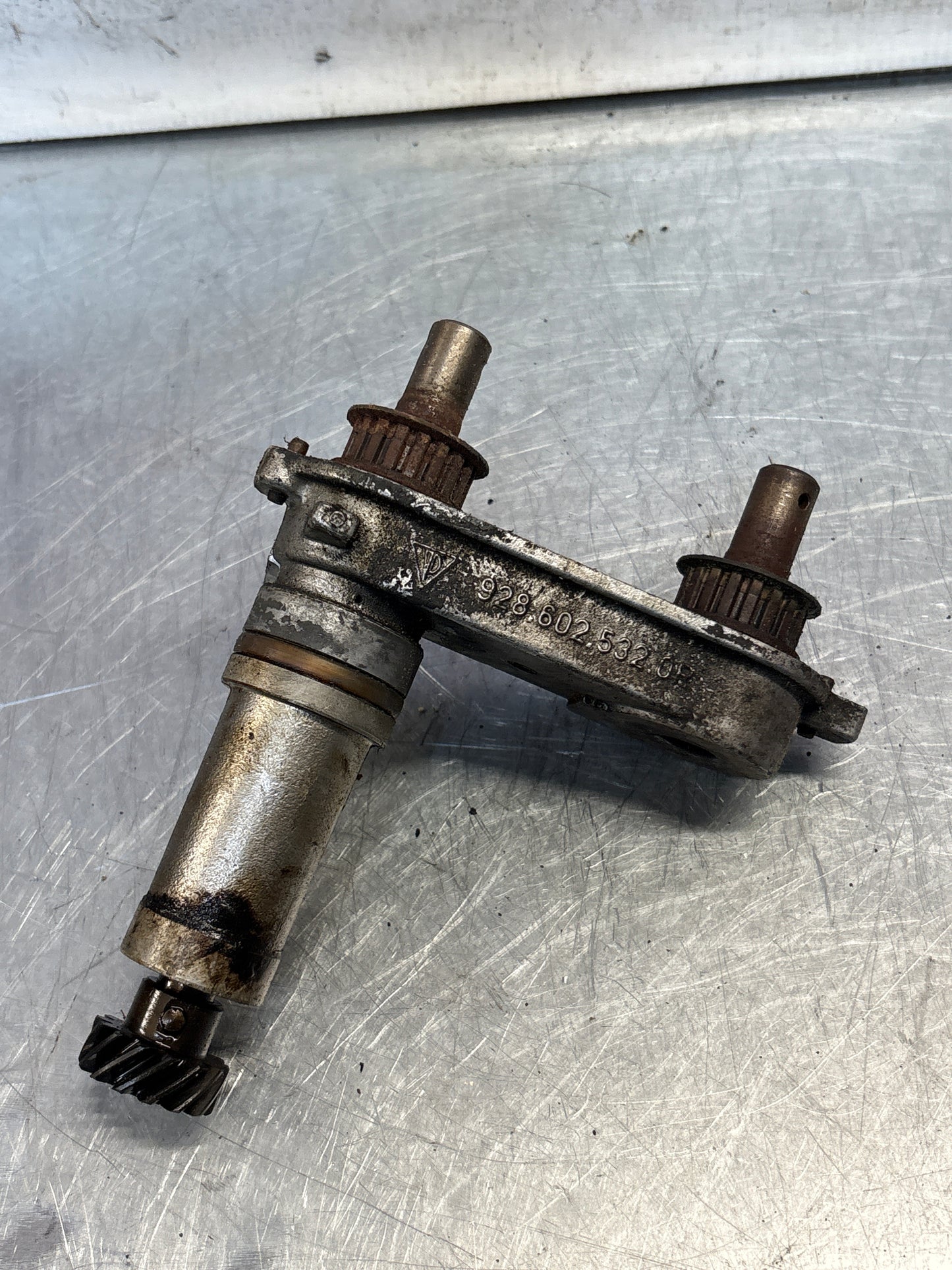 Porsche 928 double distributor, used 9286025320R