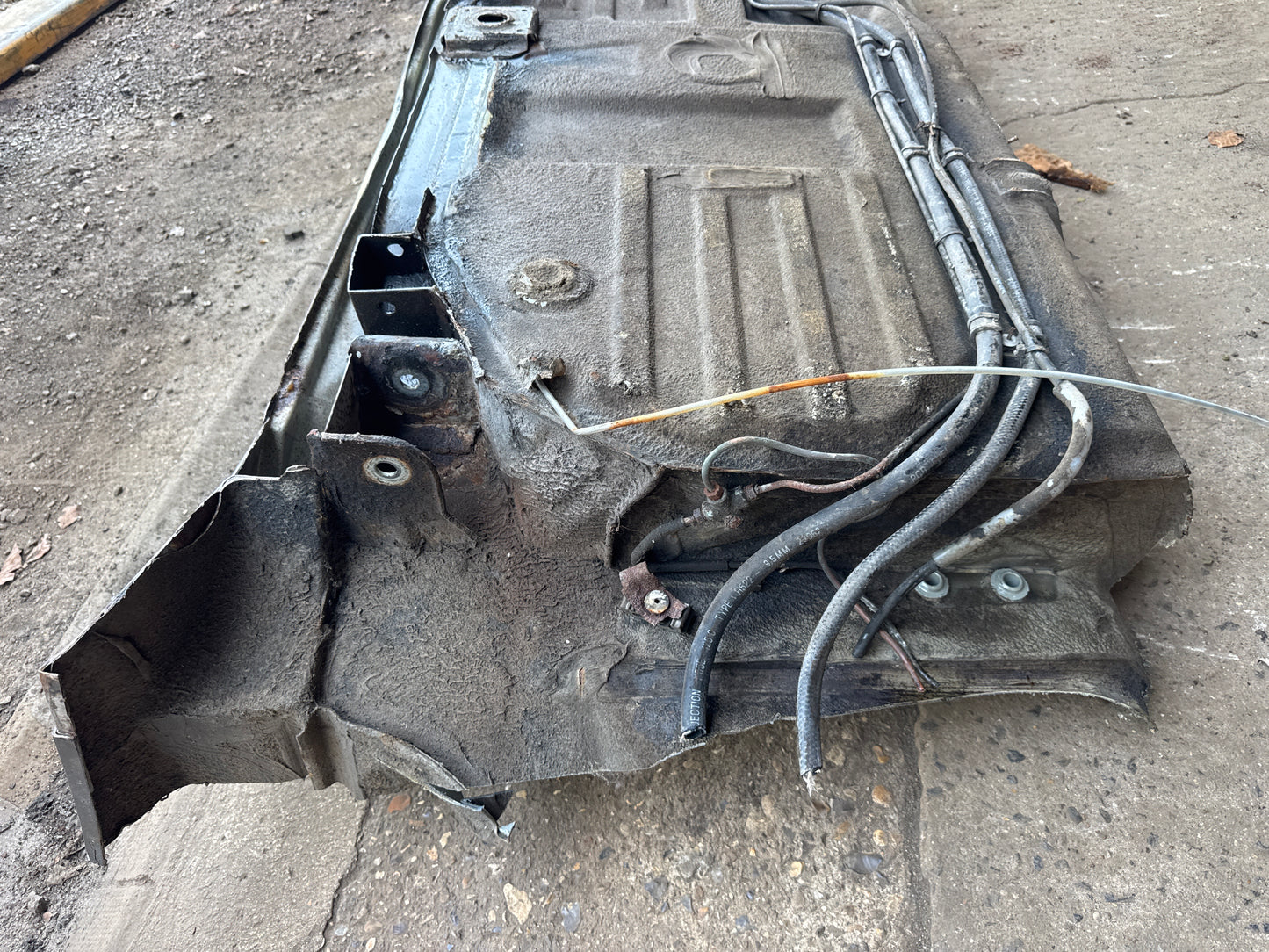 Porsche 944 S2 floor pan right side 94450150100 spares or repair