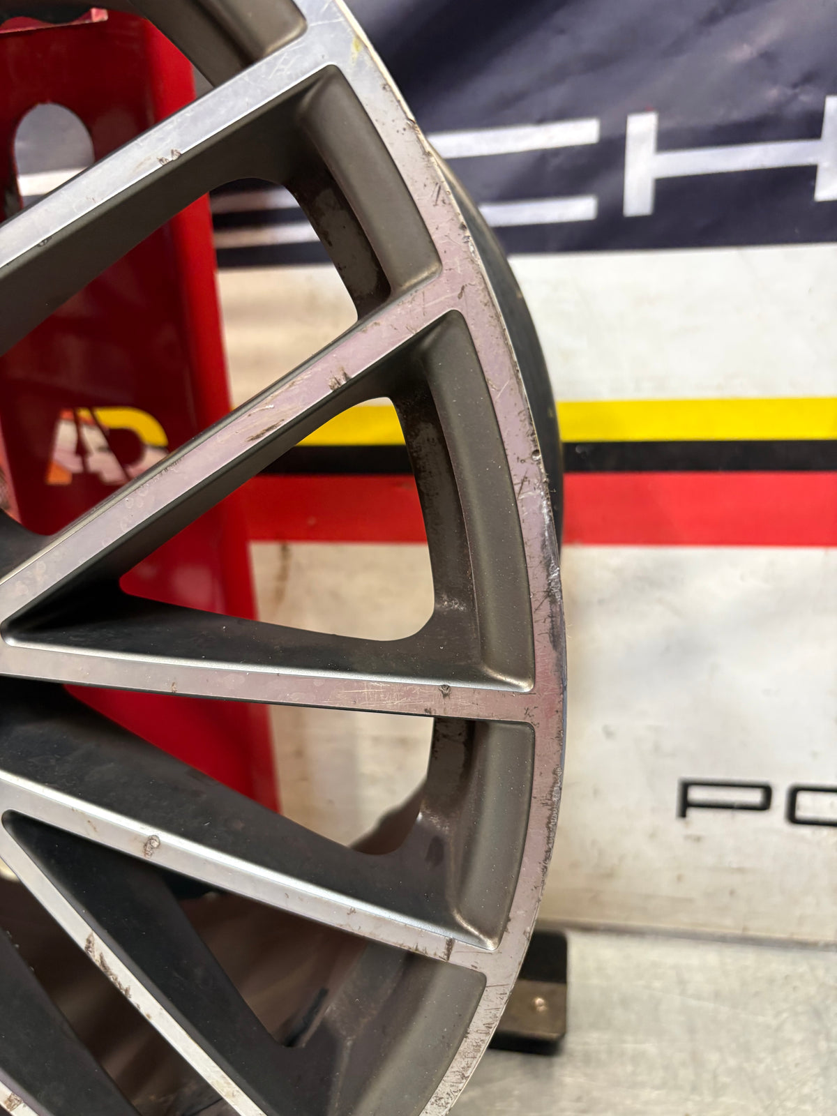 Porsche Cayenne RS spyder wheel, spares or repair 9Y0601025BF