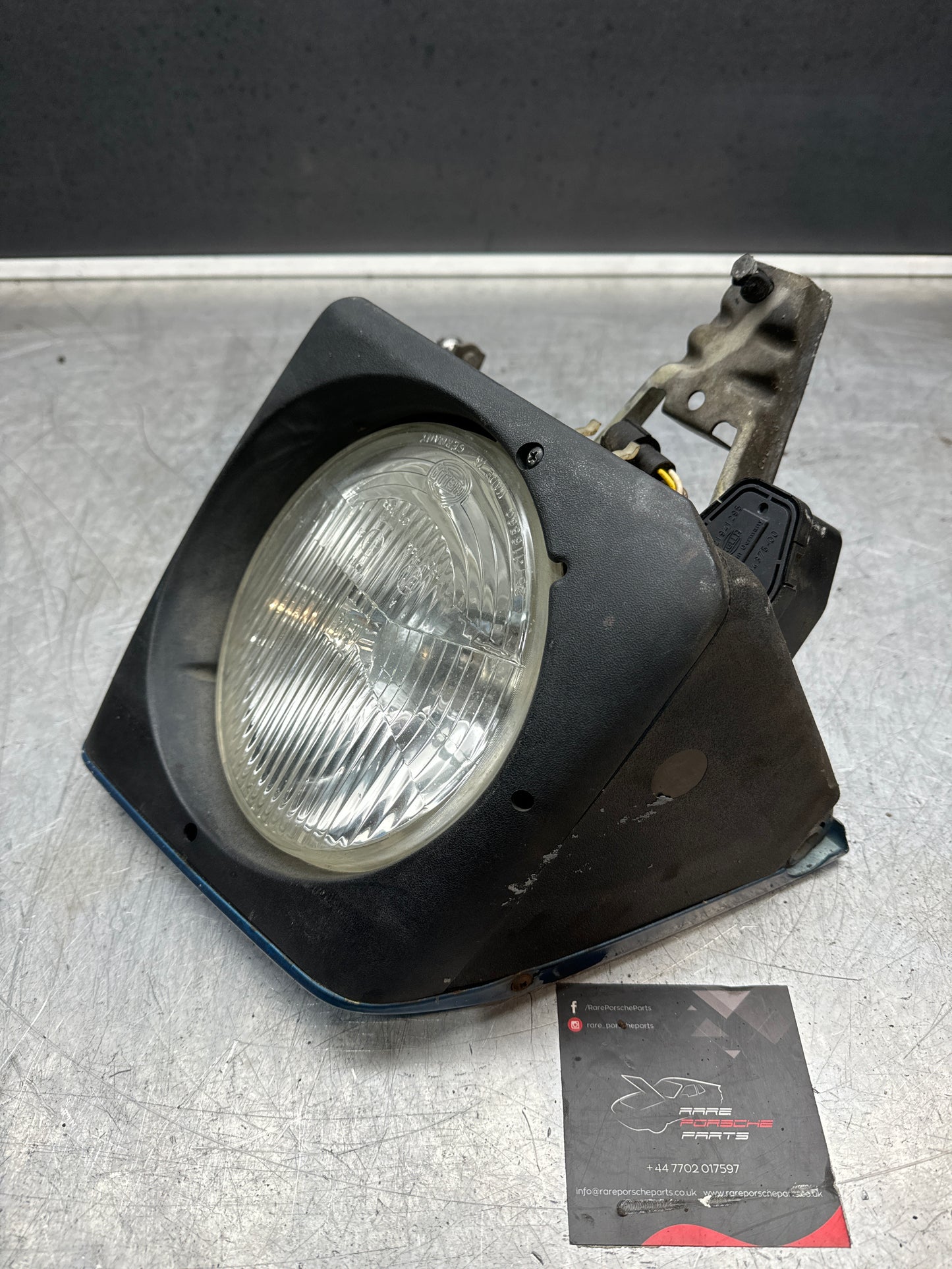 Porsche 944 S2 Turbo headlight unit, complete, right, used