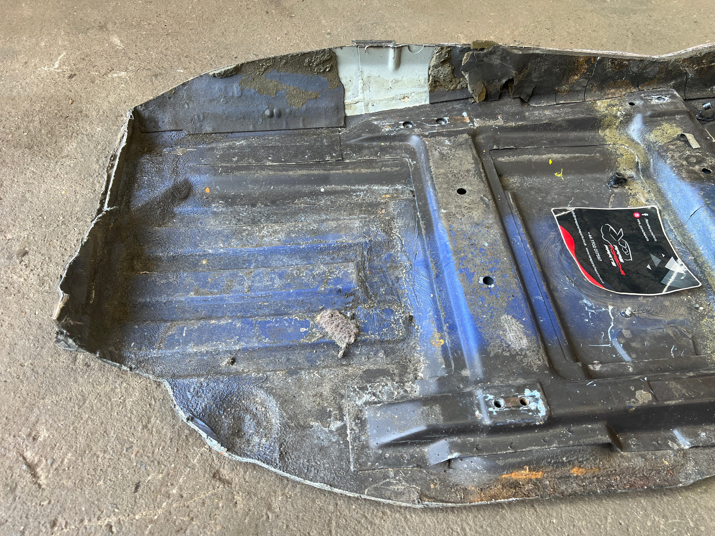 Porsche 944 S2 floor pan left  side 94450150100 spares or repair RHD