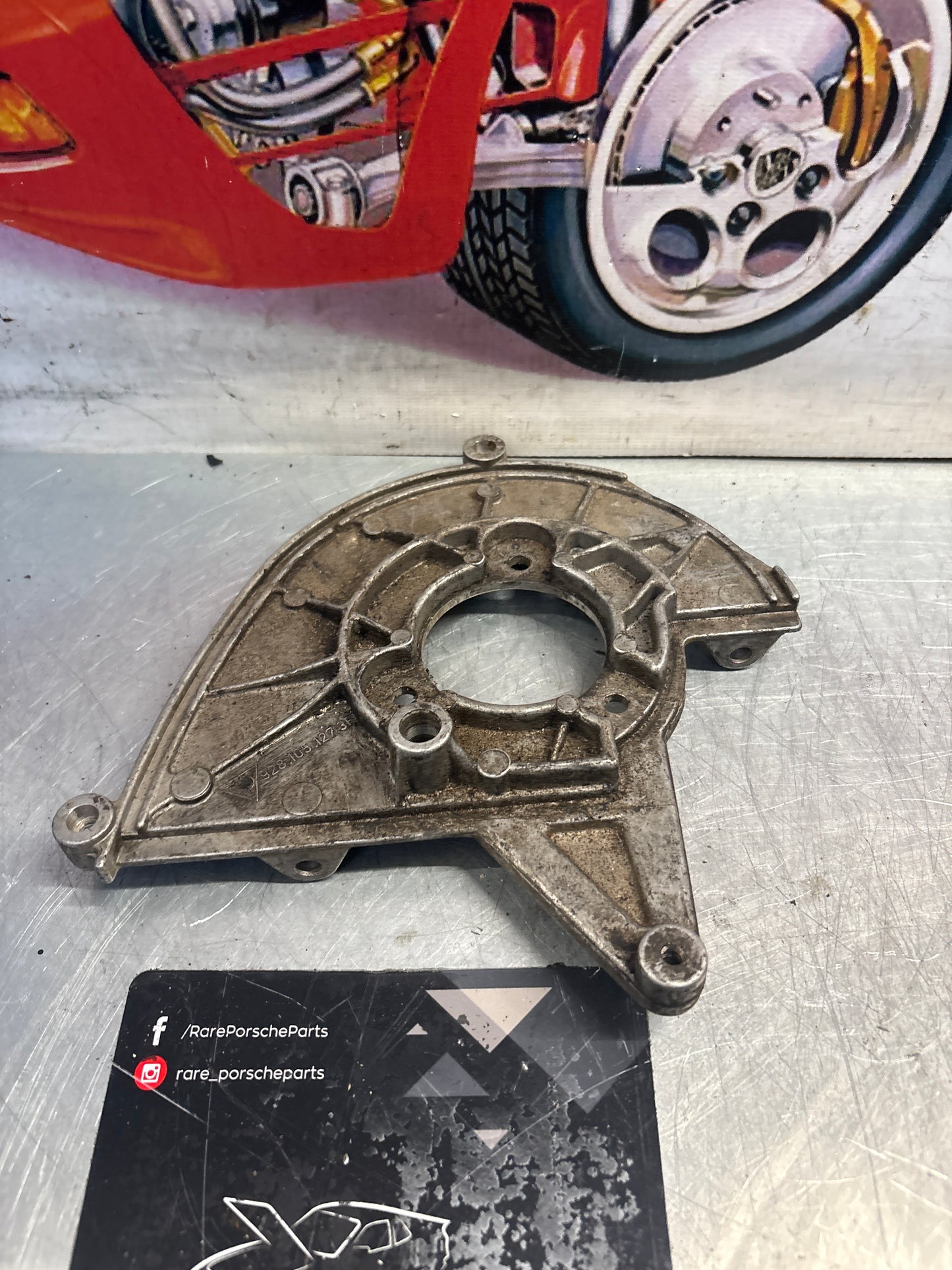 Porsche 928 Timing belt cylinder head cover, used. 9281051273R